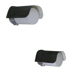 Deux lampes murales en cuivre et verre opalin attribuées à Idman, Finlande, années 1950