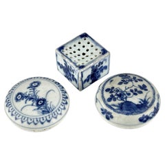 Dos cajas de cosméticos y una caja cuadrada del barco Ca Mau, dinastía Qing, era Yongzheng