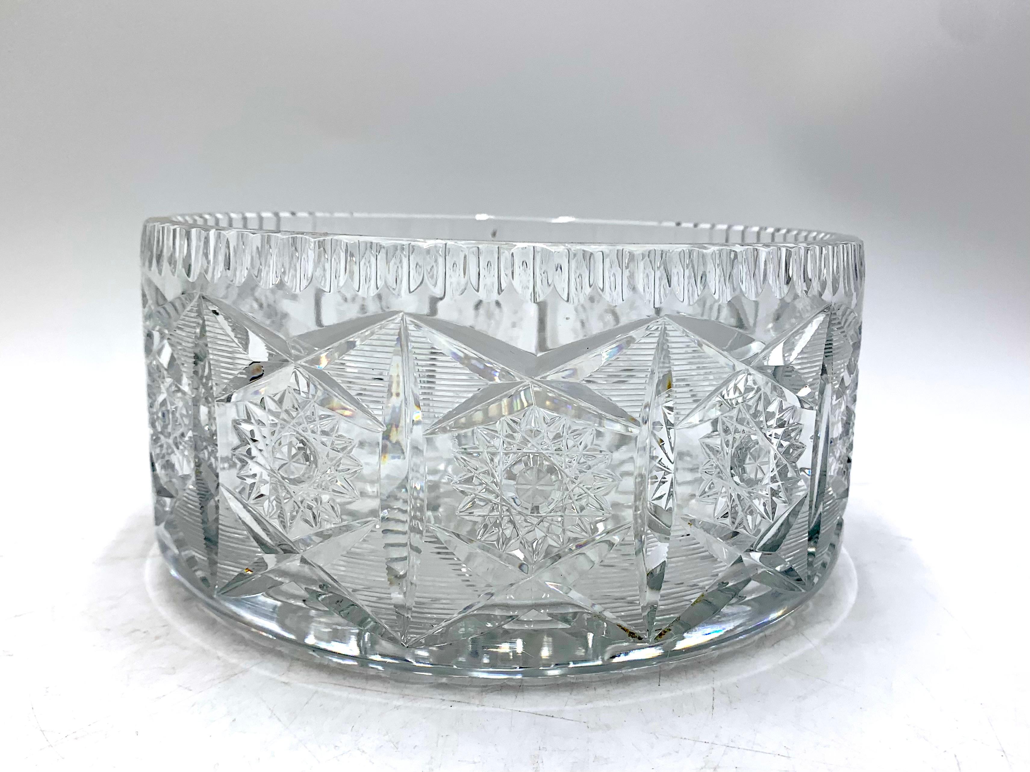 Two Crystal Decorative Bowls, Poland, 1950s In Good Condition For Sale In Chorzów, PL