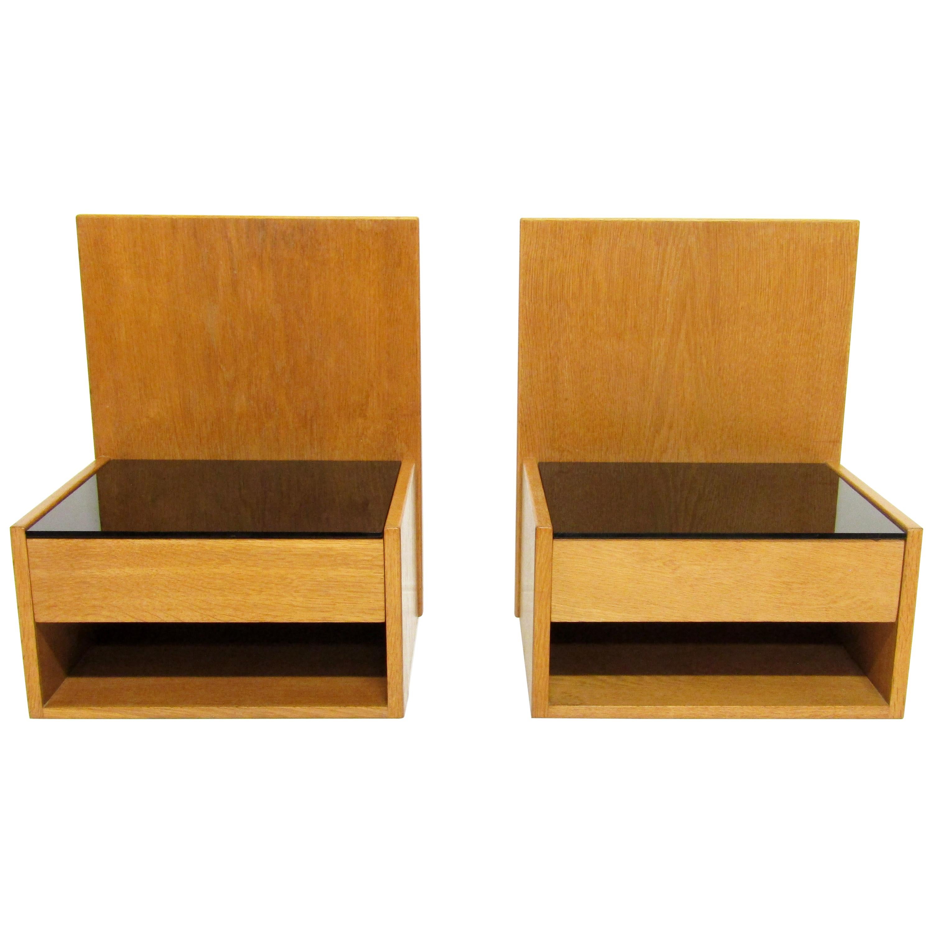 Two Danish 1960s Floating Bedside Nightstands in Oak and Glass by Hans Wegner