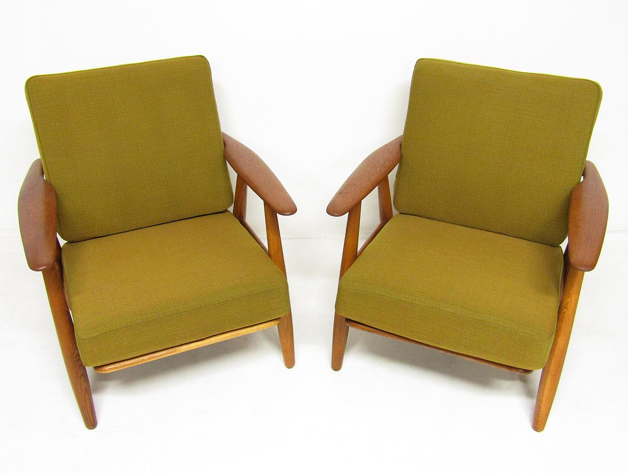 Two Danish 1960s GE-240 Cigar Chairs by Hans Wegner for GETAMA 5