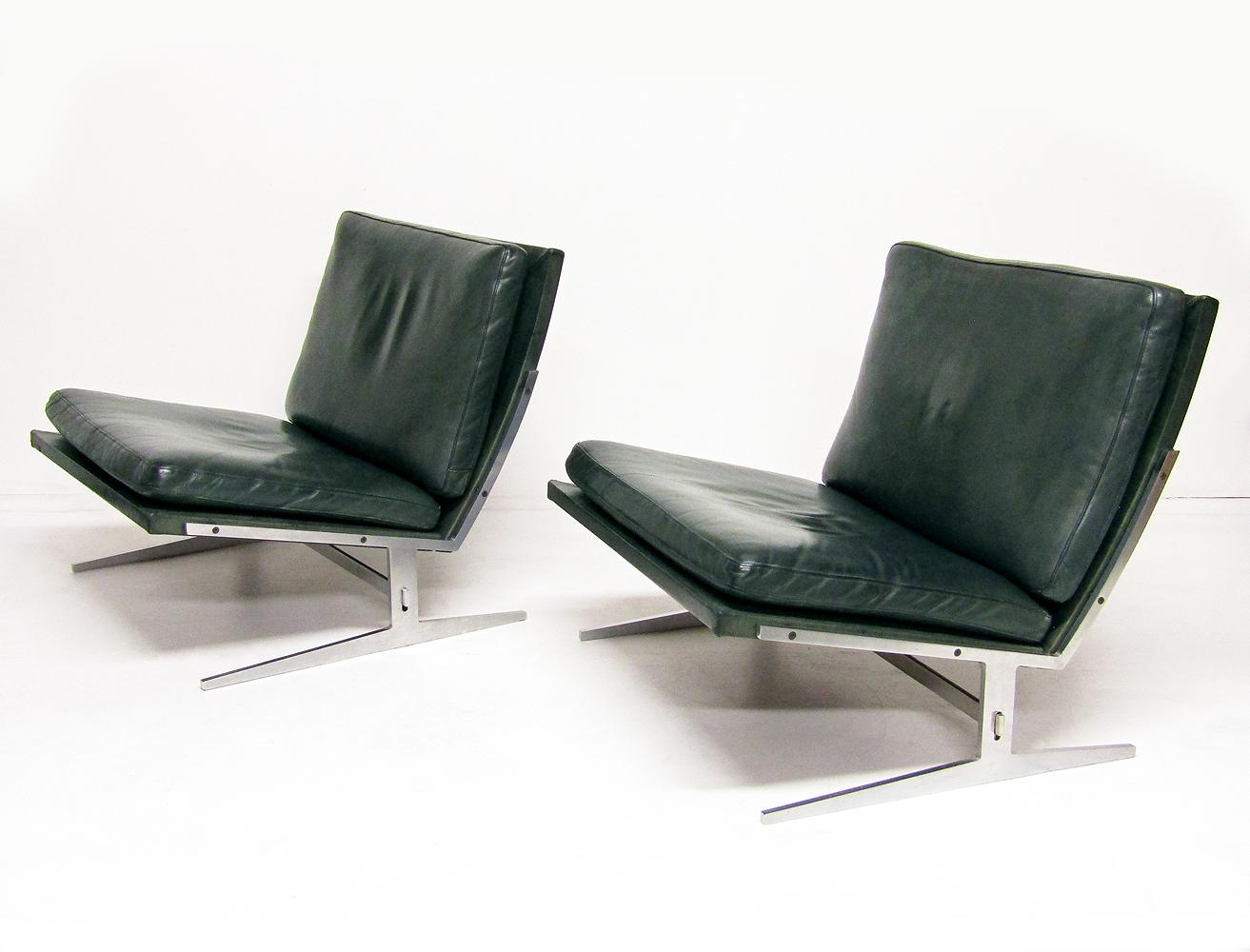 Two Danish BO-561 Chairs in Leather by Preben Fabricius & Jorgen Kastholm In Good Condition For Sale In Shepperton, Surrey