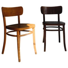 Zwei dänische Fritz Hansen- Dan-Sessel