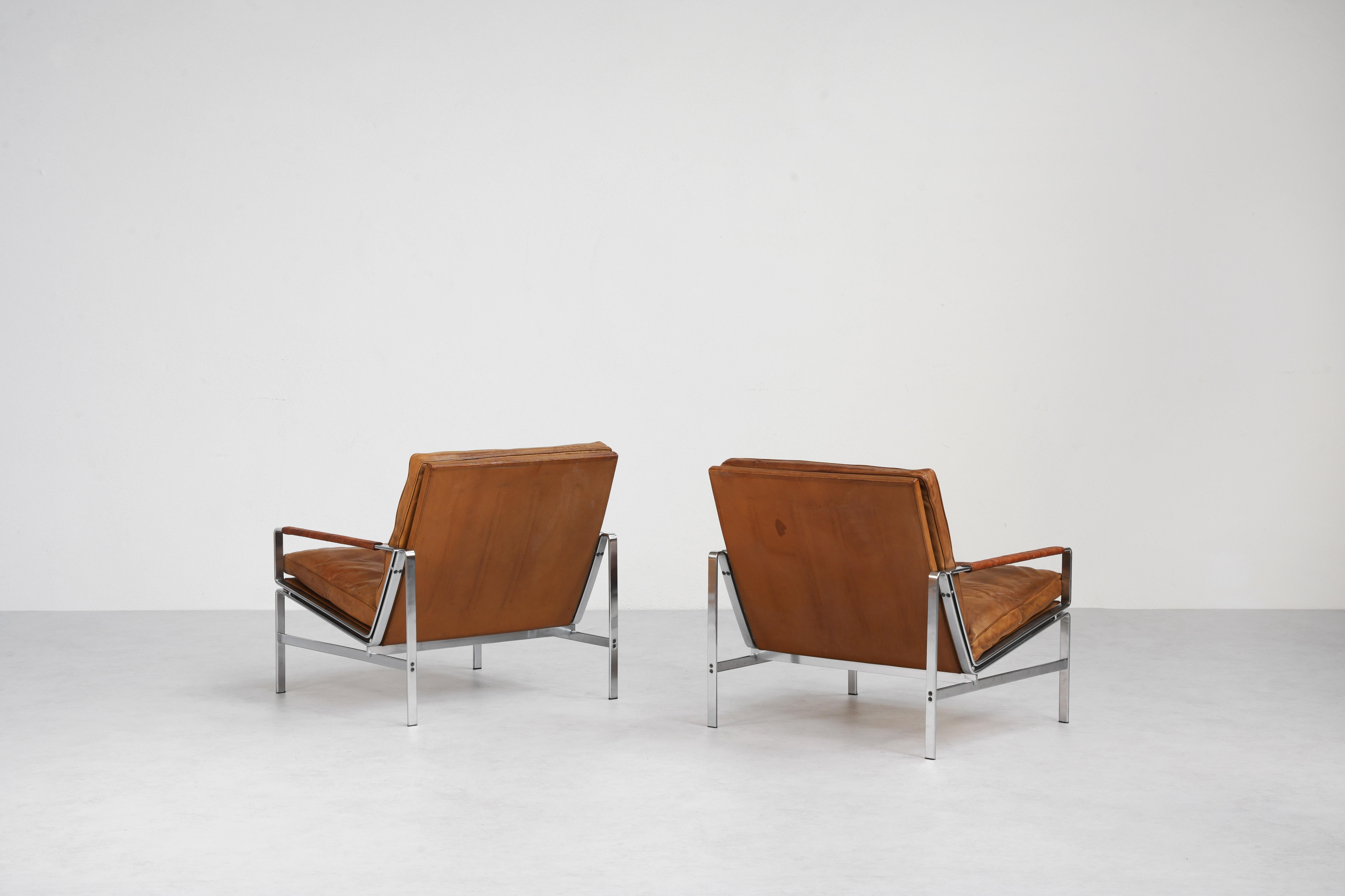 German Two Danish Lounge Chairs 6720 by Fabricius & Kastholm for Kill International For Sale