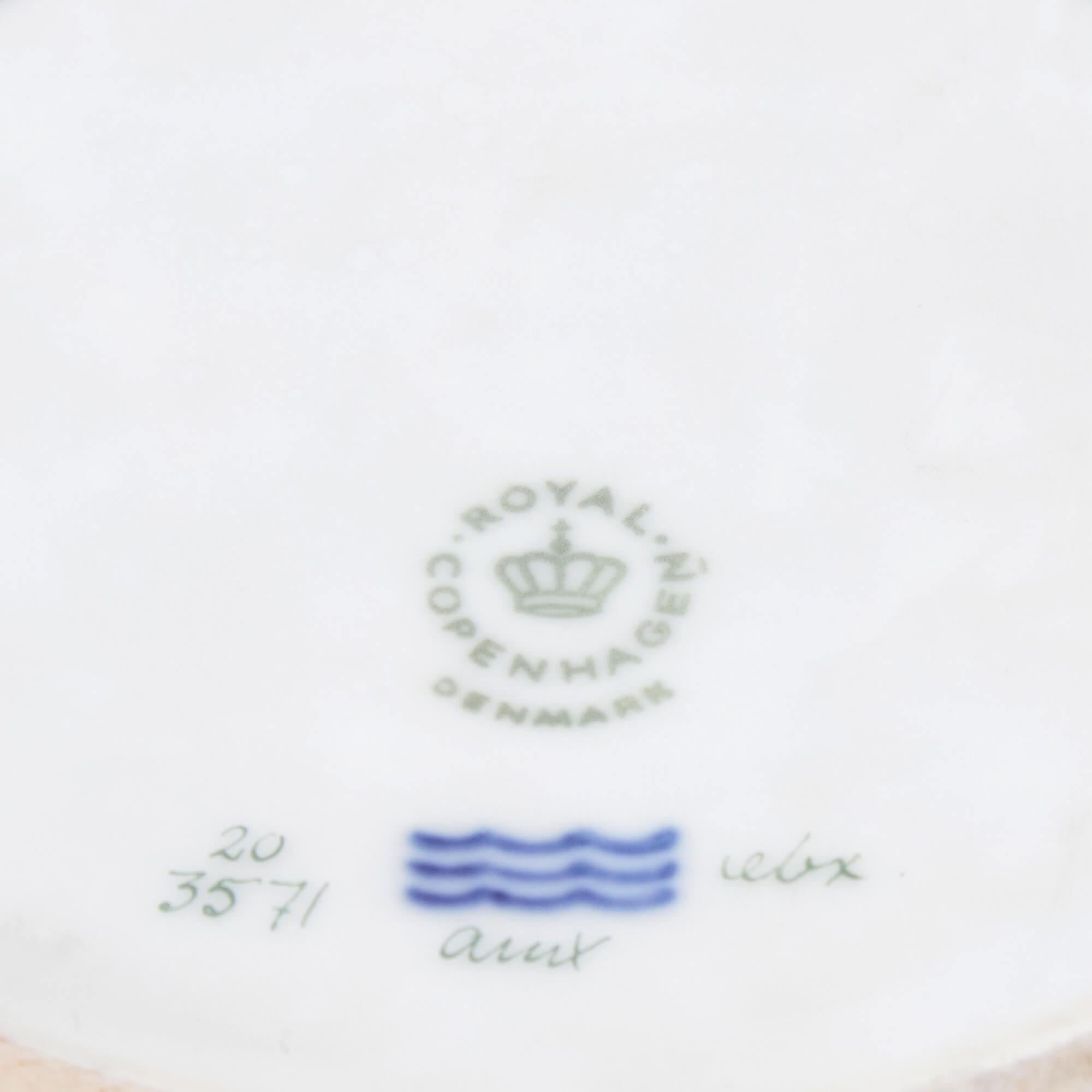 Two Danish Royal Copenhagen Flora Danica Porcelain Wine Coolers For Sale 3