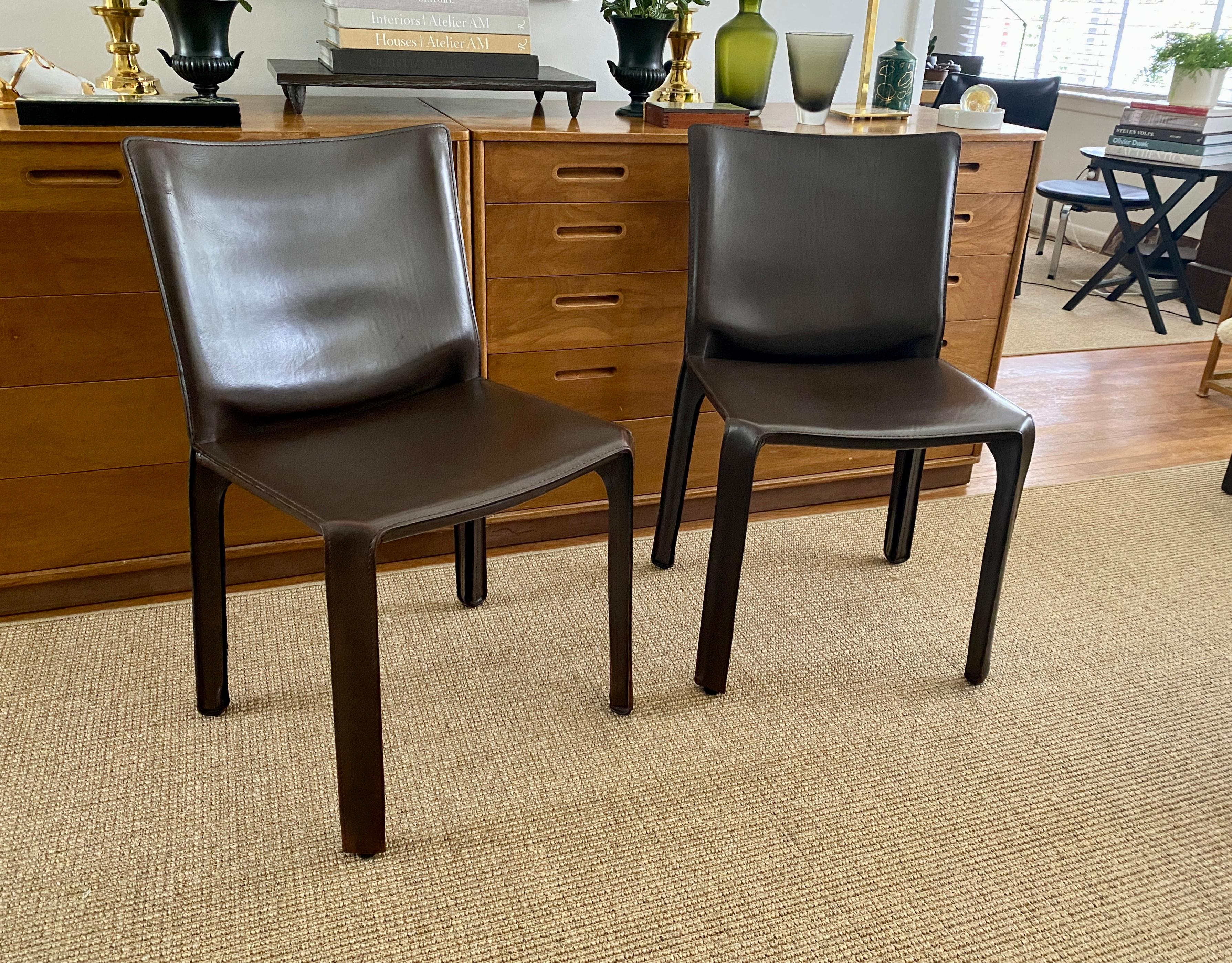 Two Dark Brown CAB 412 Chairs Designed by Mario Bellini for Cassina For Sale 13