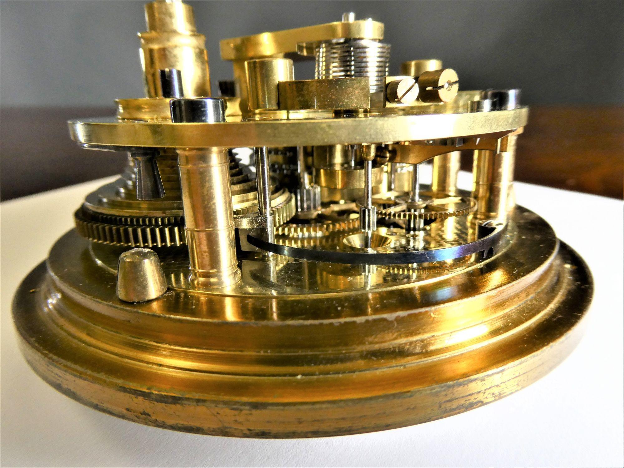 Marine-Chronometricometer mit zwei Tagen von Whyte, Thompson & Co, Glasgow und South Sheilds (Messing) im Angebot