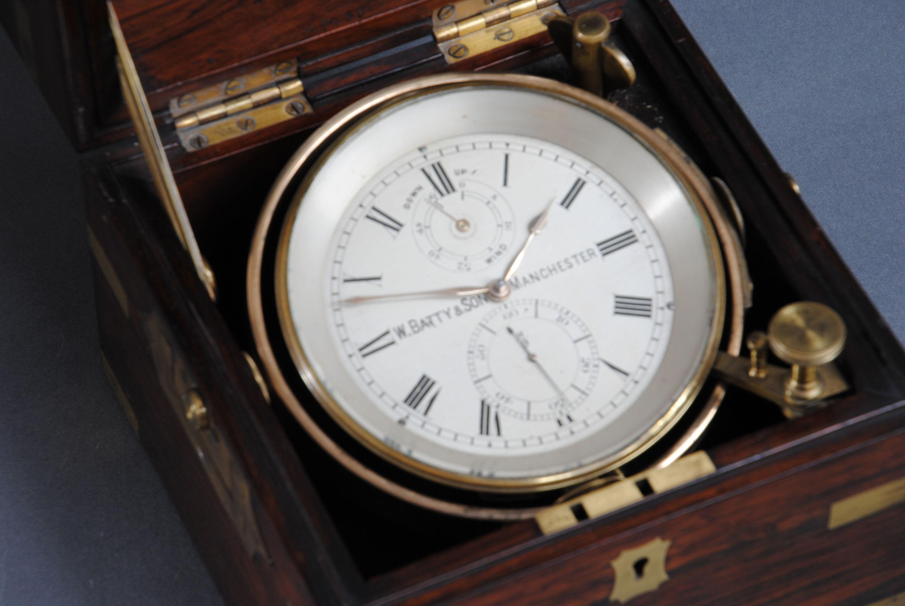 chronometer measures