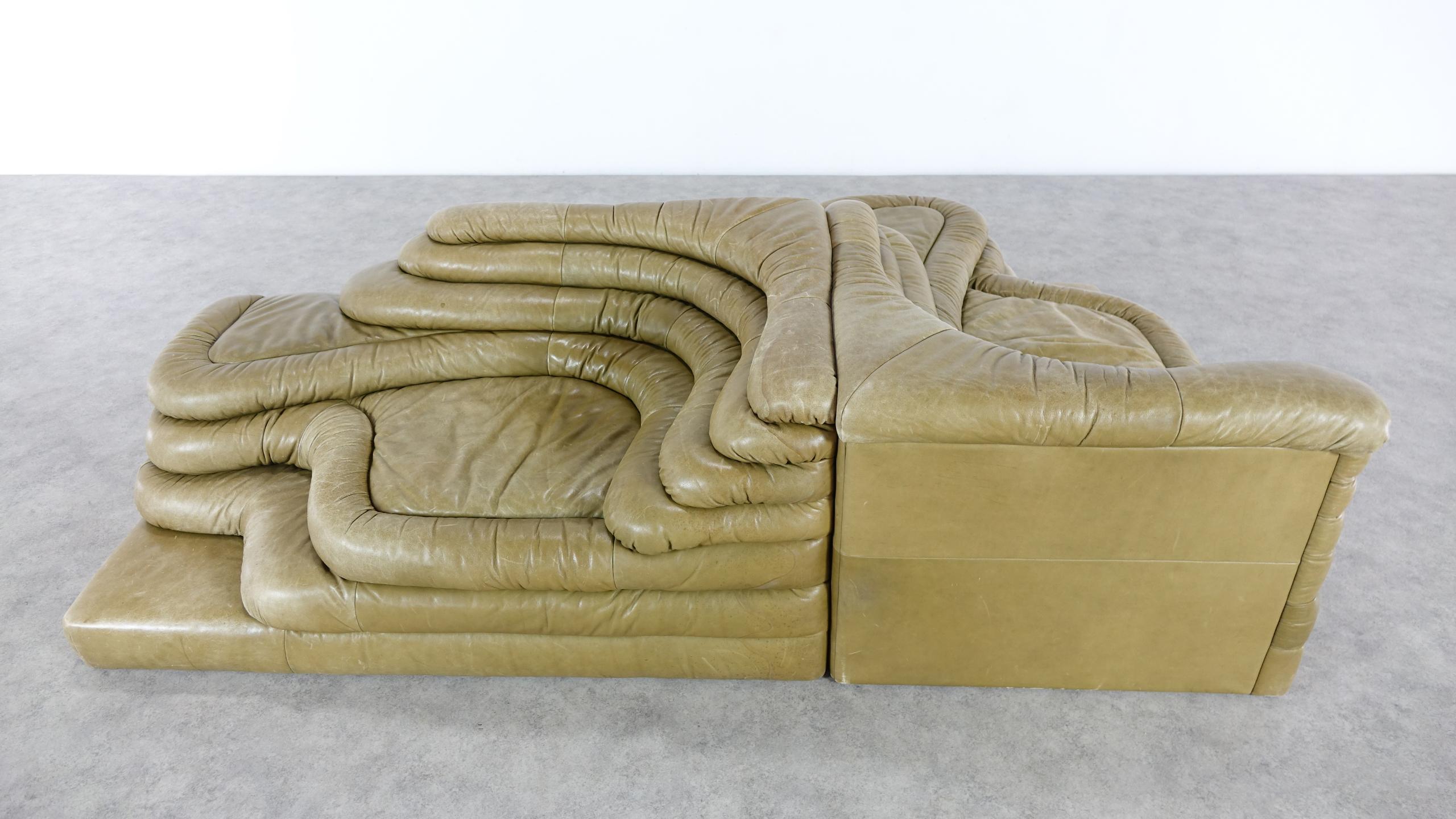 Two De Sede, Terrazza Sofa, Green Leather by Ubald Klug & Ueli Berger in 1972 6