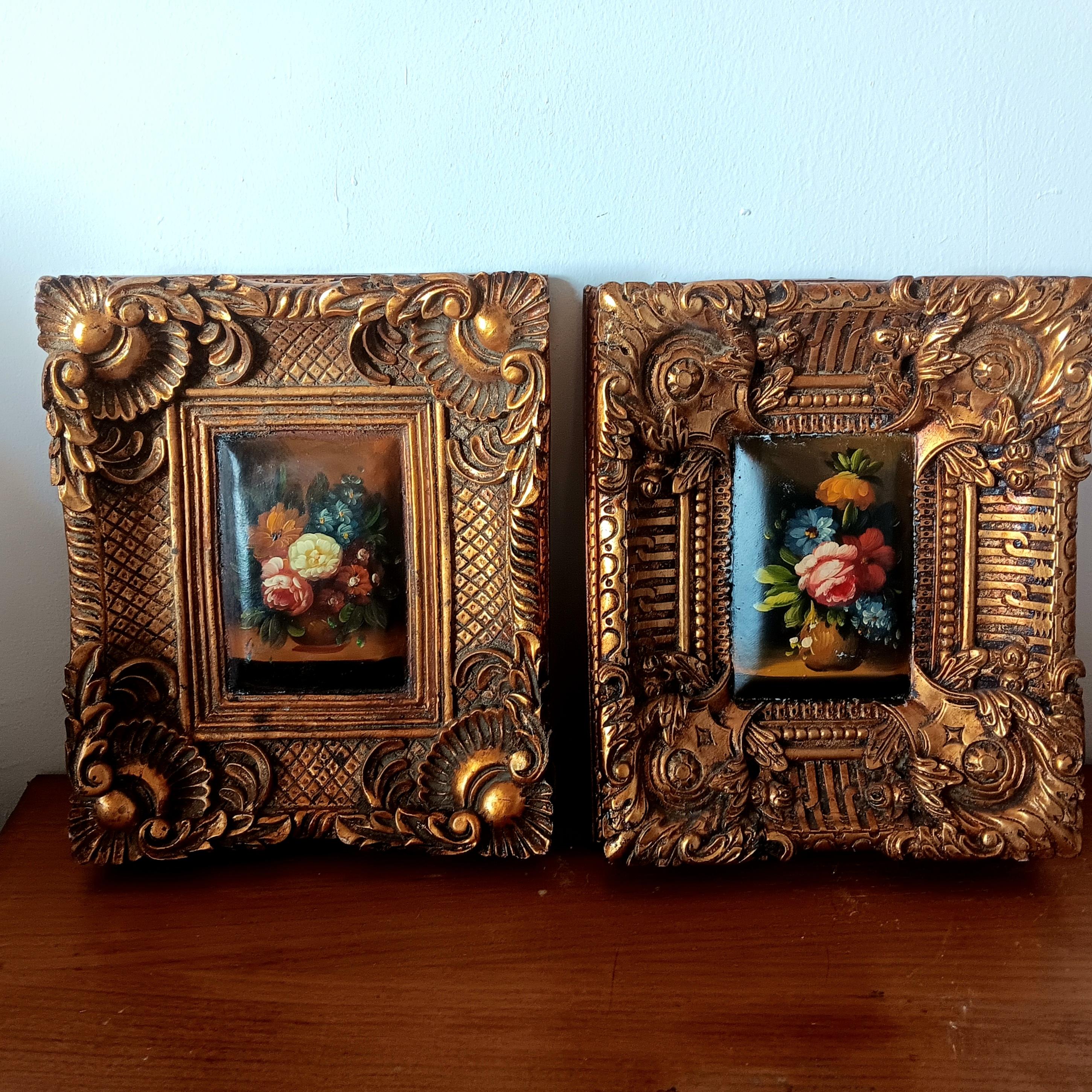 Dekorative goldene Barockrahmen im Barockstil mit Blumenstrauß im Angebot 5