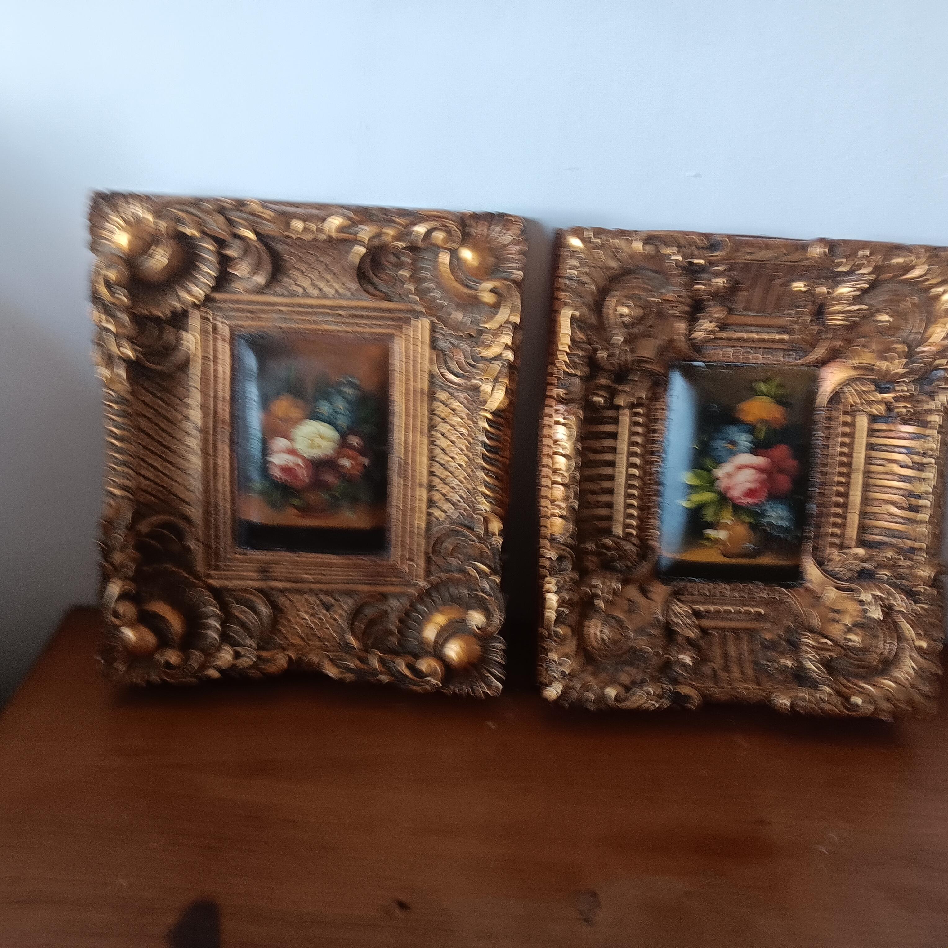 Dekorative goldene Barockrahmen im Barockstil mit Blumenstrauß im Angebot 6