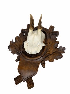 Two Deer Antler Mount Trophy on Black Forest Carved Wood Plaque, Austria, 1930s