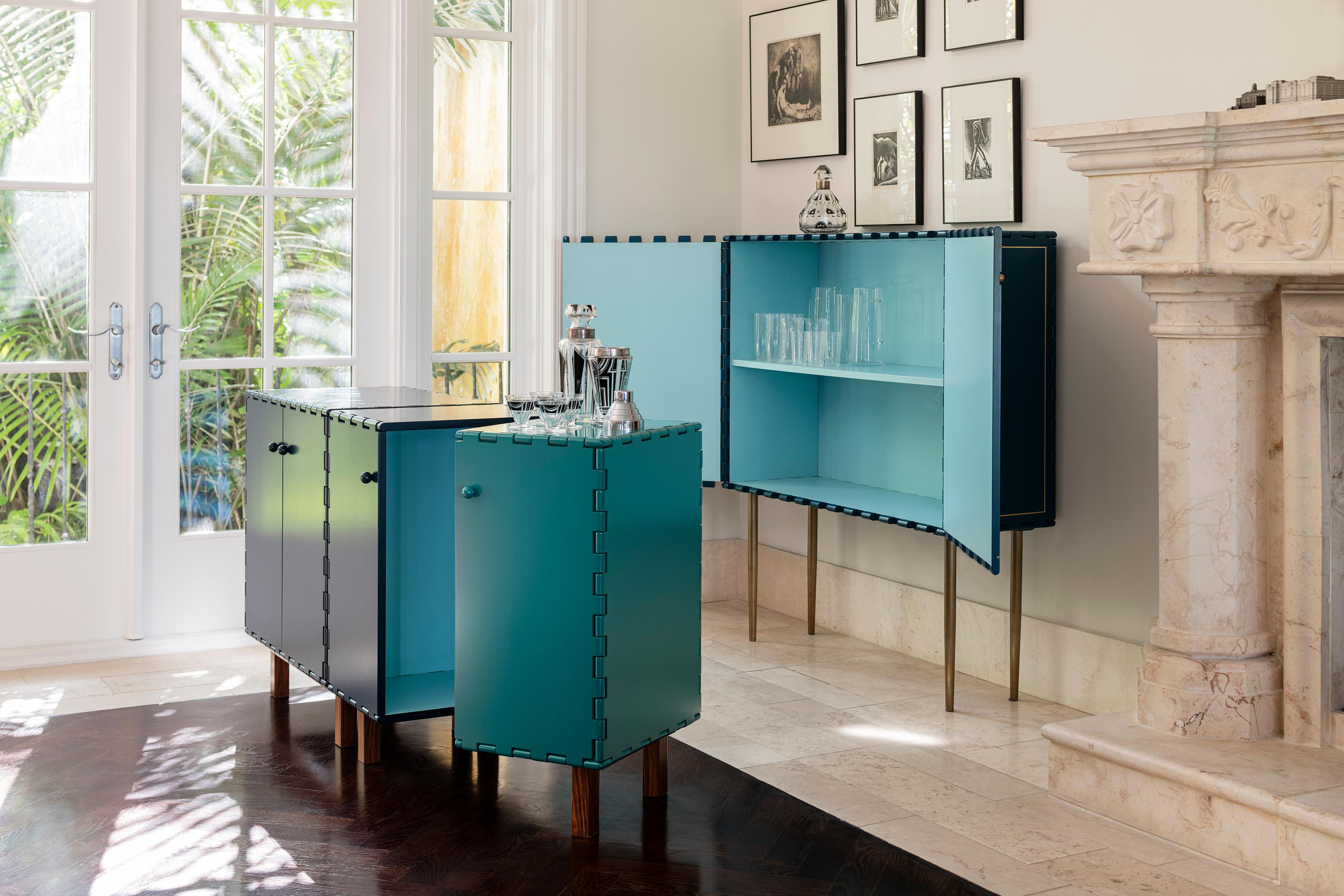 Modern Two-Door Bar with Interlocking System Wood Hinged Panels For Sale