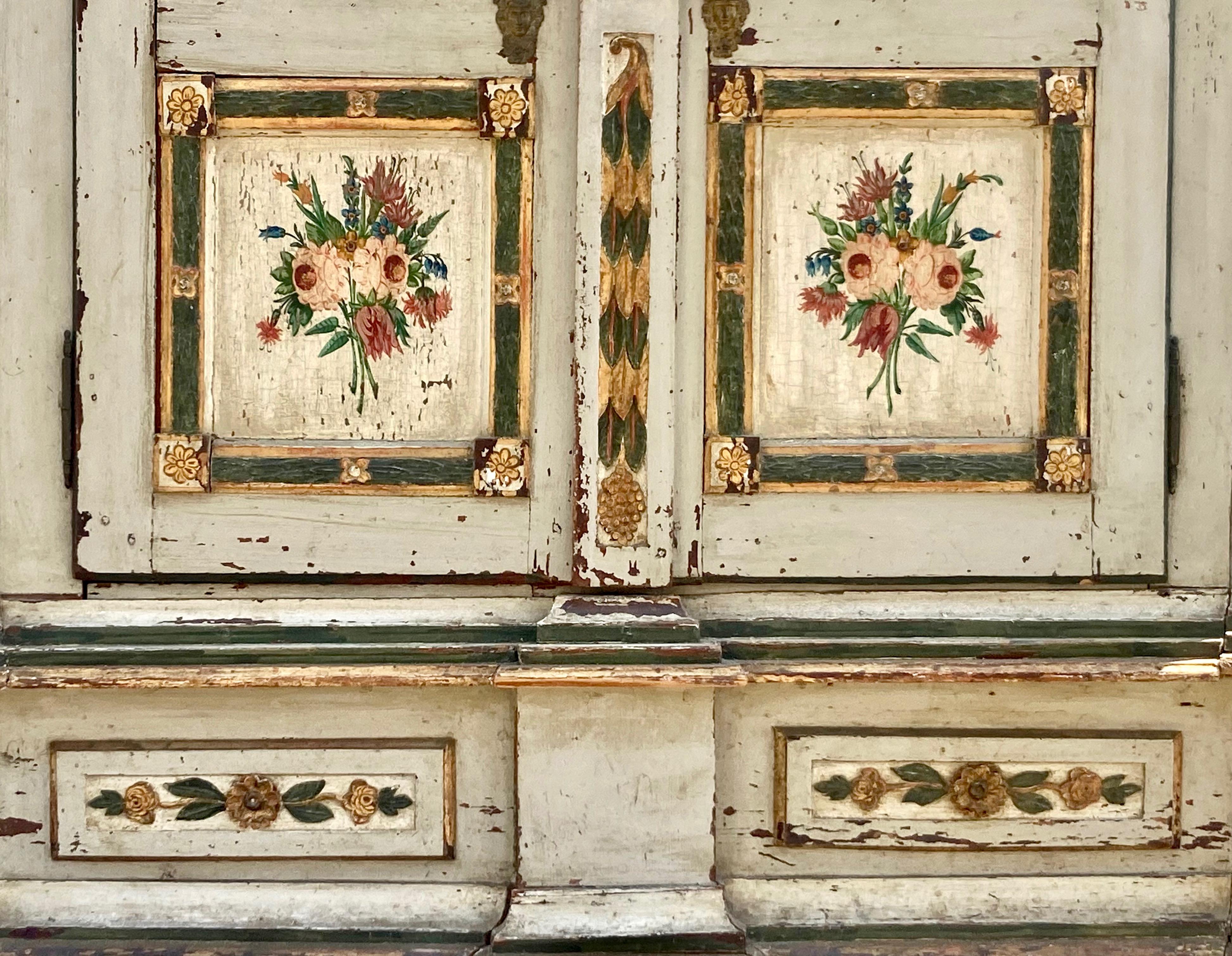Armoire baroque à deux portes en peinture d'origine en vente 8