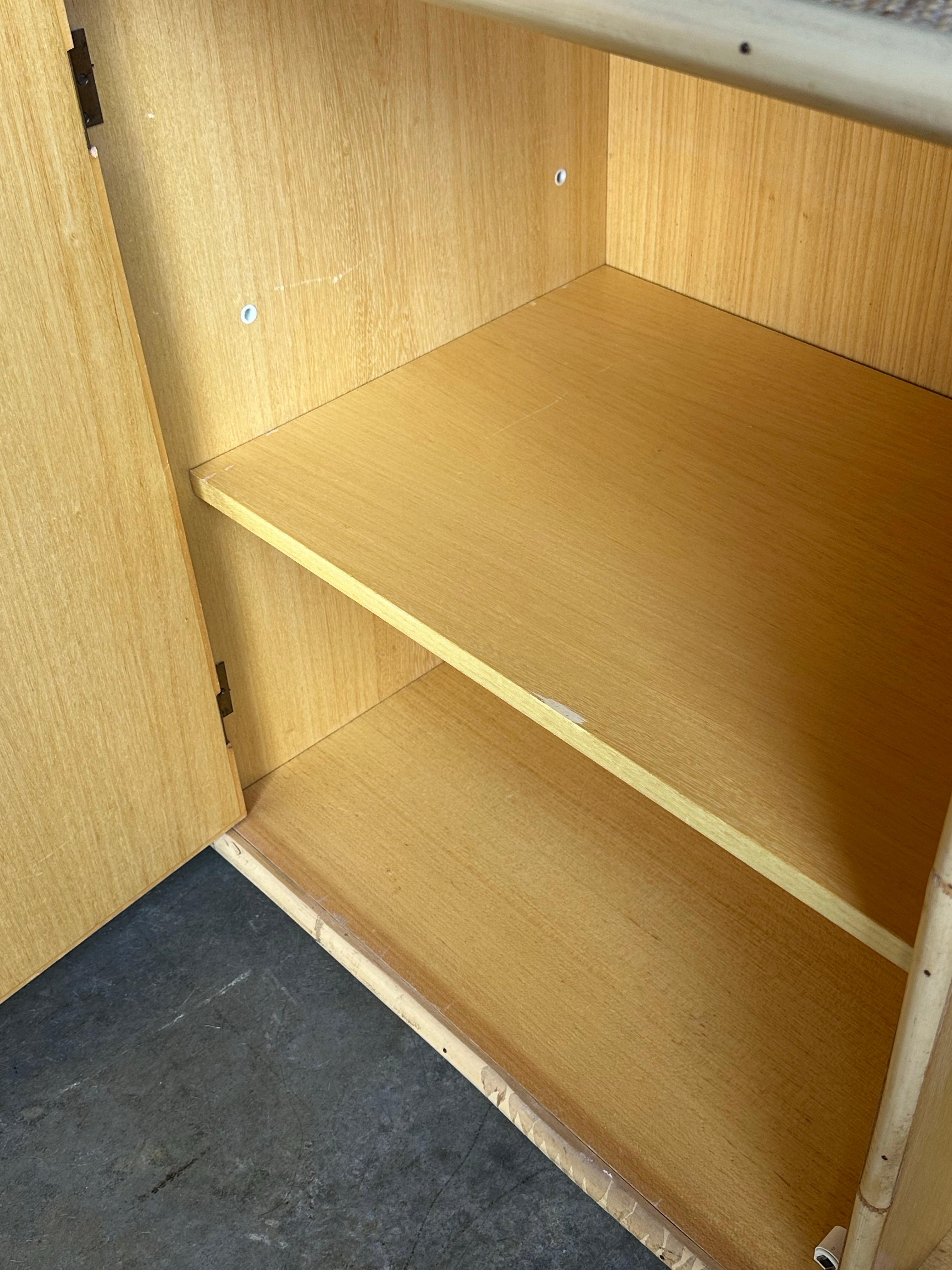 Credenza a due ante in bambù e canna di Del Vera, Italia in vendita 6