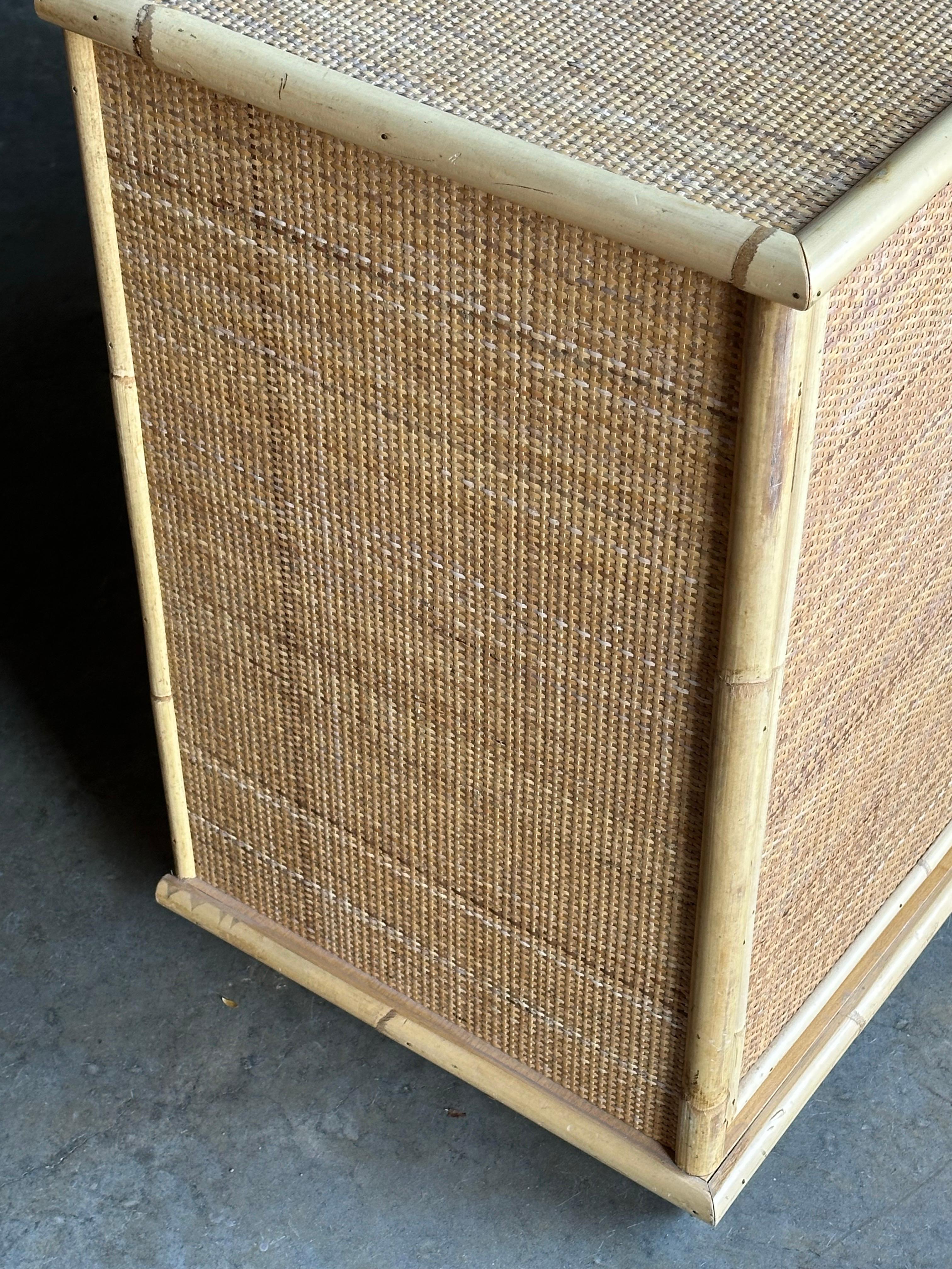 Bambù Credenza a due ante in bambù e canna di Del Vera, Italia in vendita