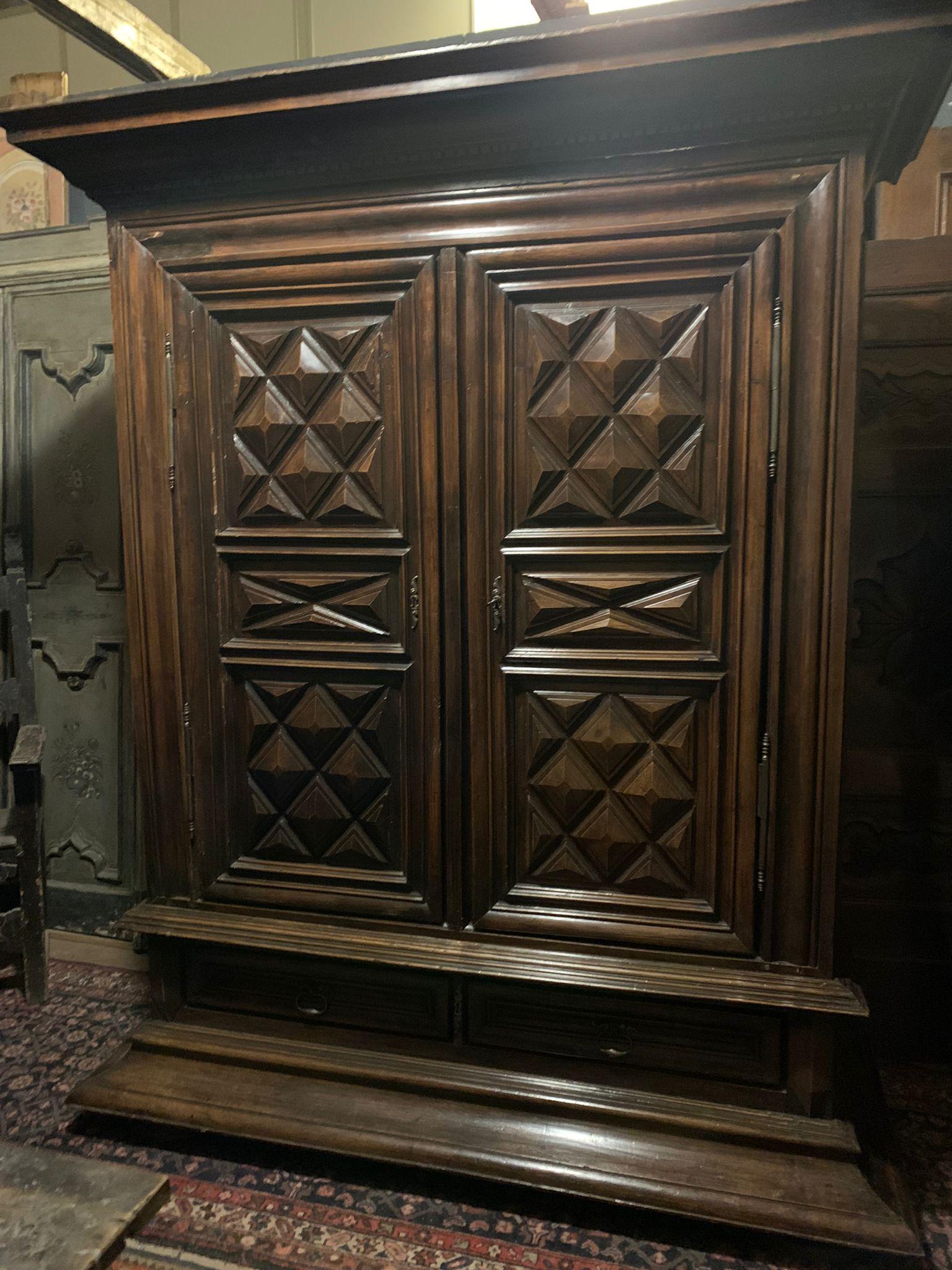 Two-door sideboard wardrobe with drawer, carved in walnut wood, Italy 10