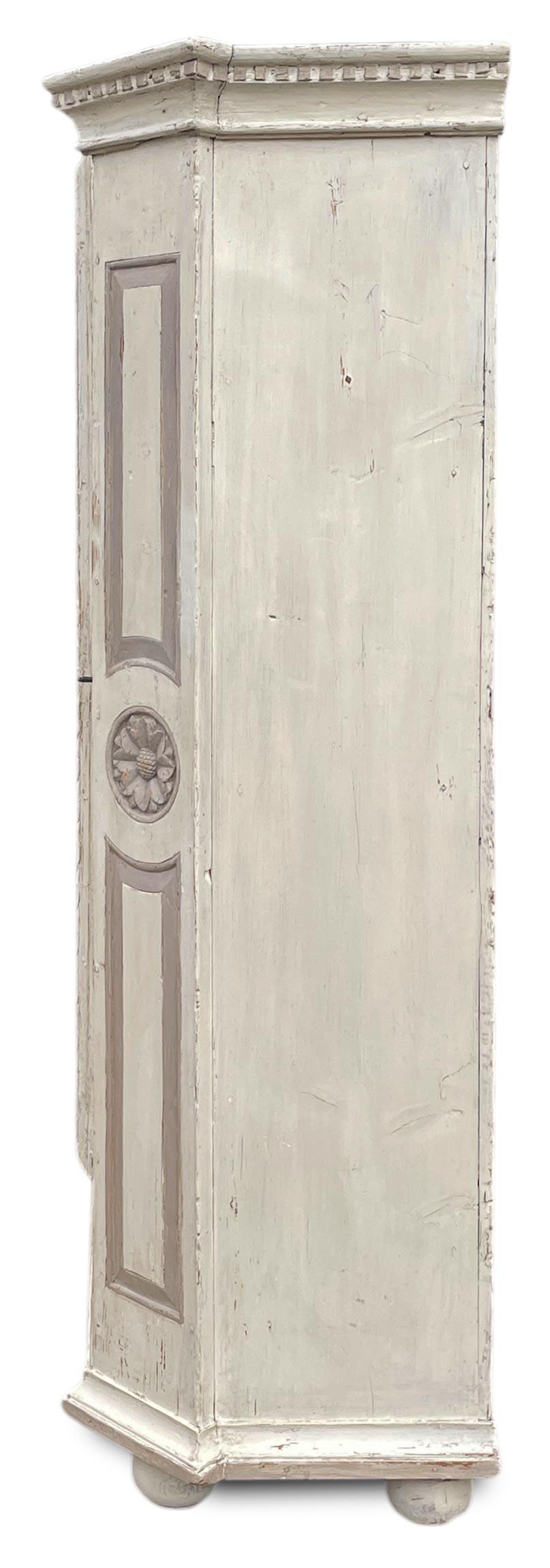 Abete Two Doors European Cabinet in White and Gray