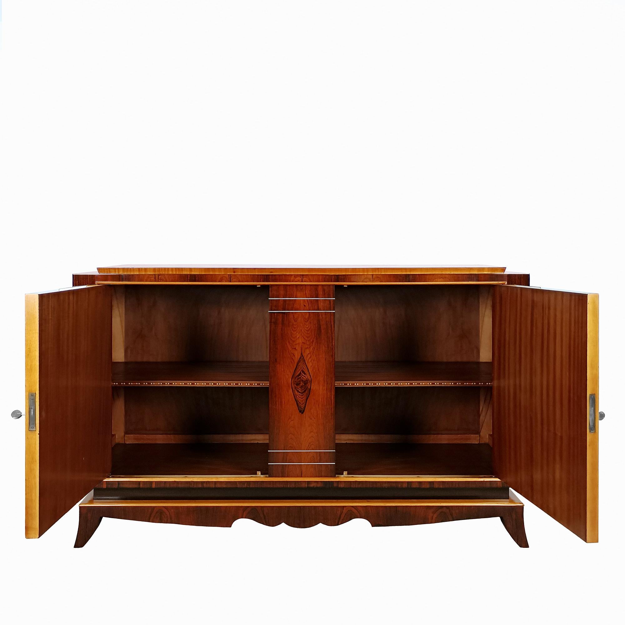 Two doors sideboard - France 1940 In Good Condition For Sale In Girona, ES