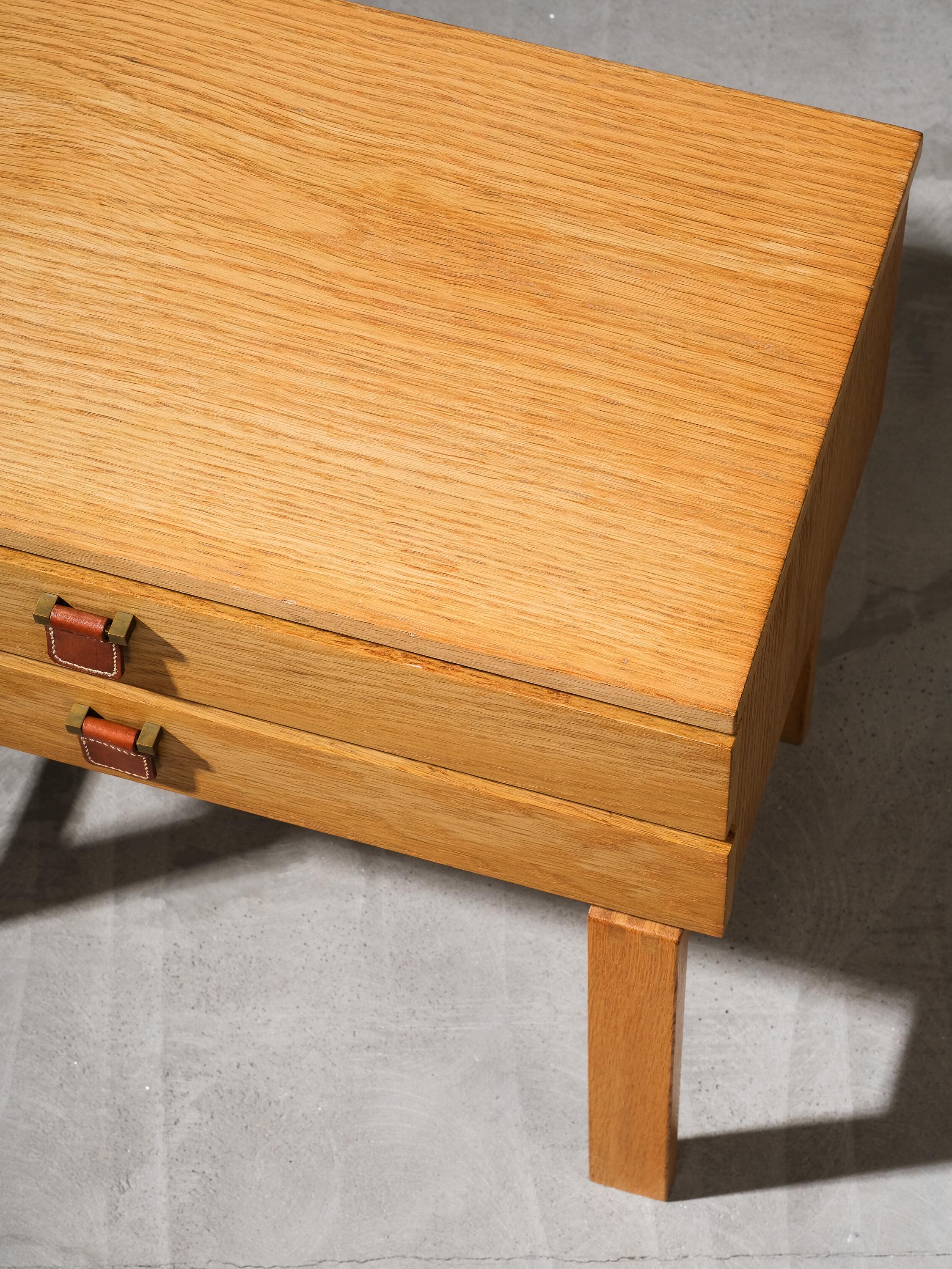 Two Drawer Console Table in Oak Model 