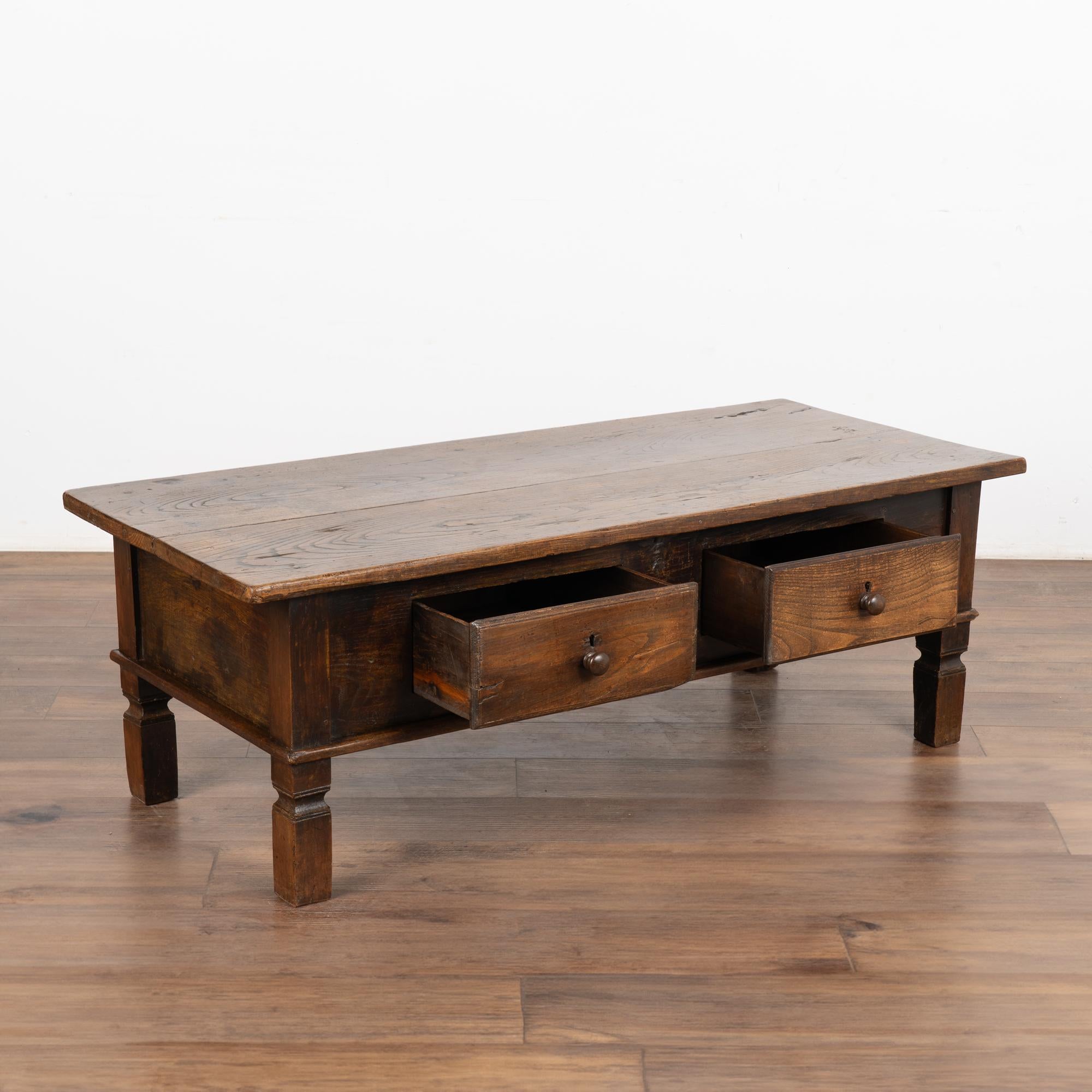 Two Drawer French Country Oak Coffee Table, circa 1820-40 In Good Condition For Sale In Round Top, TX