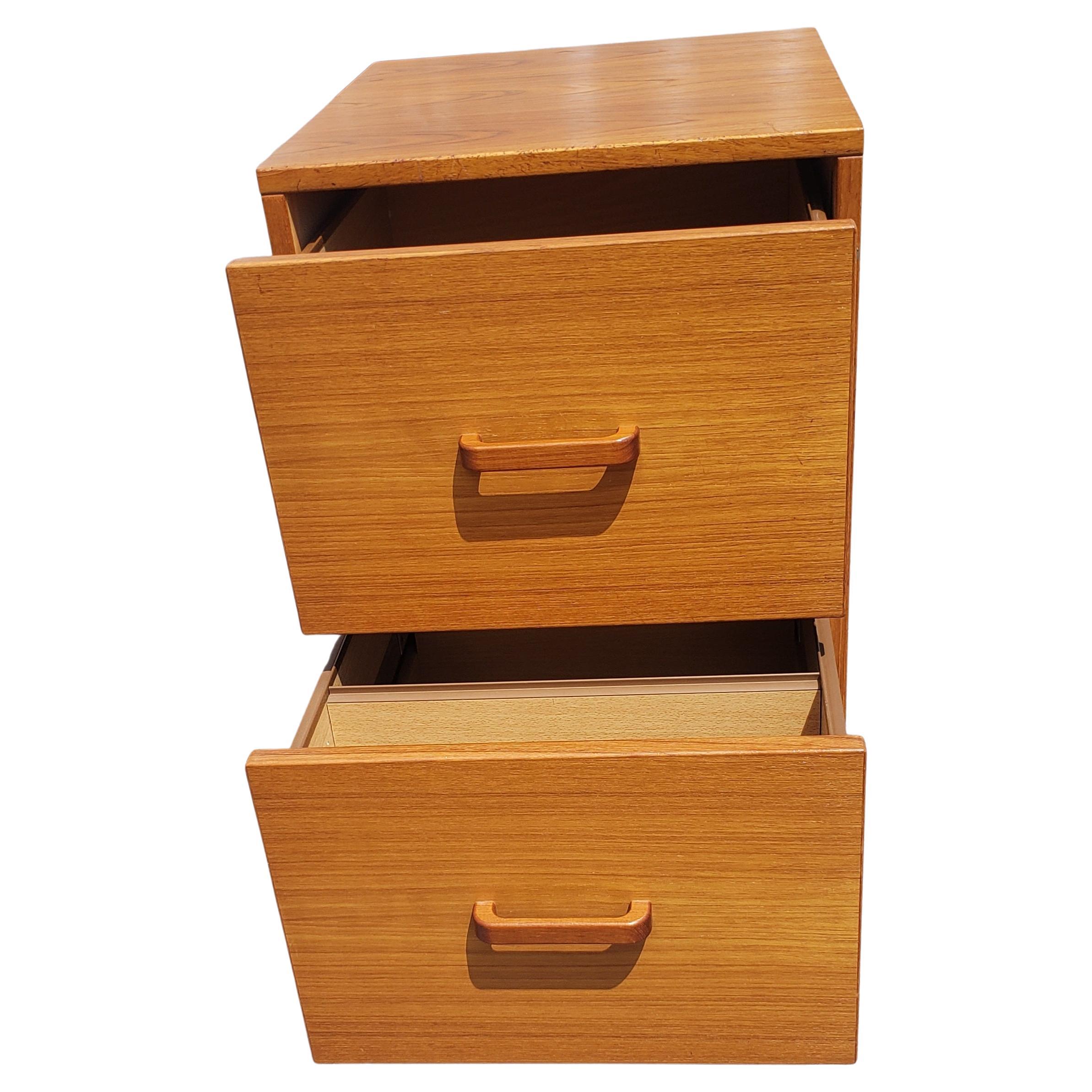 Two-Drawer Vertical Teakwood Filing Cabinet on Wheels In Good Condition In Germantown, MD