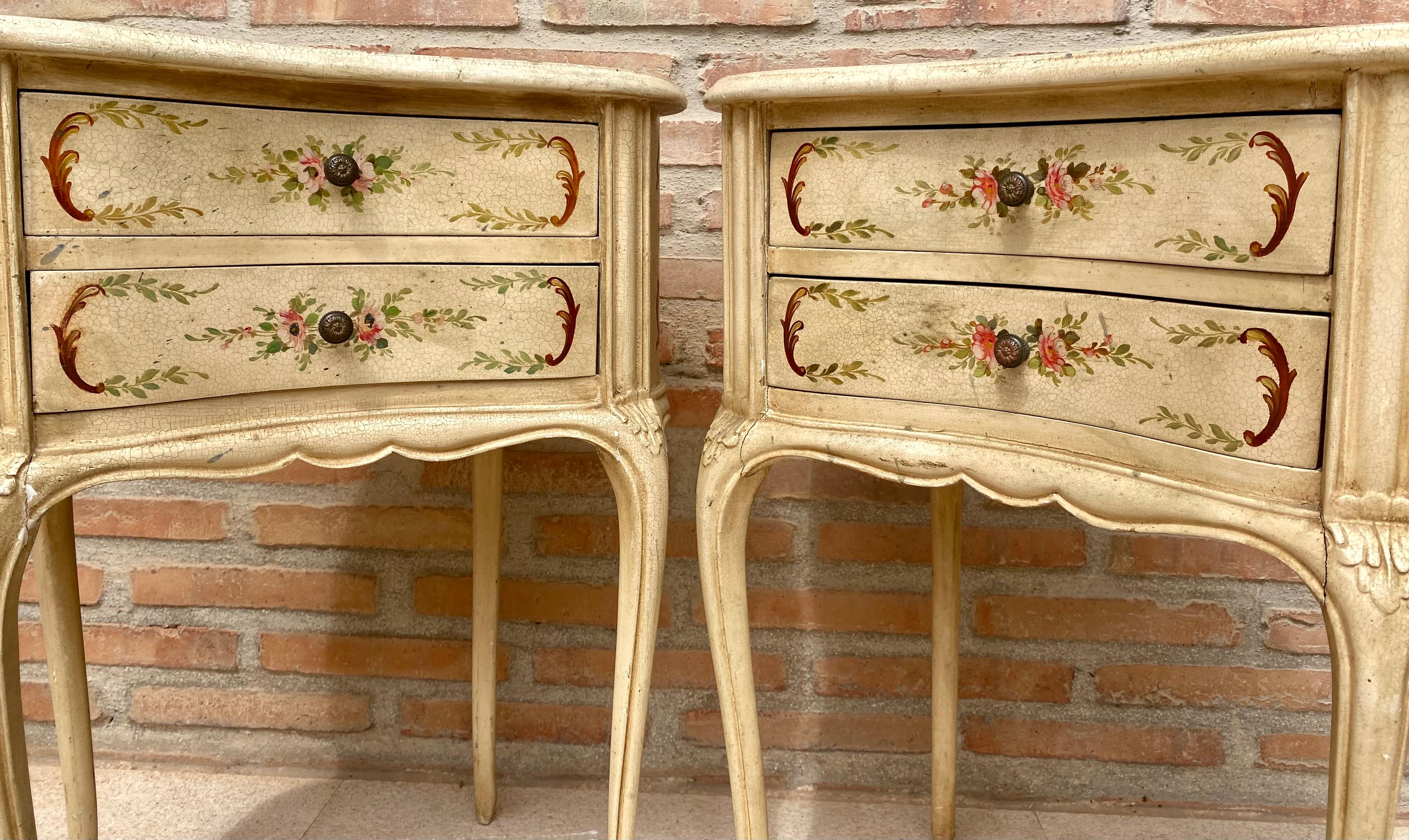 Two Drawers Painted in Light Beige Wood Kidney Nightstands, 1940s, Set of 2 For Sale 6