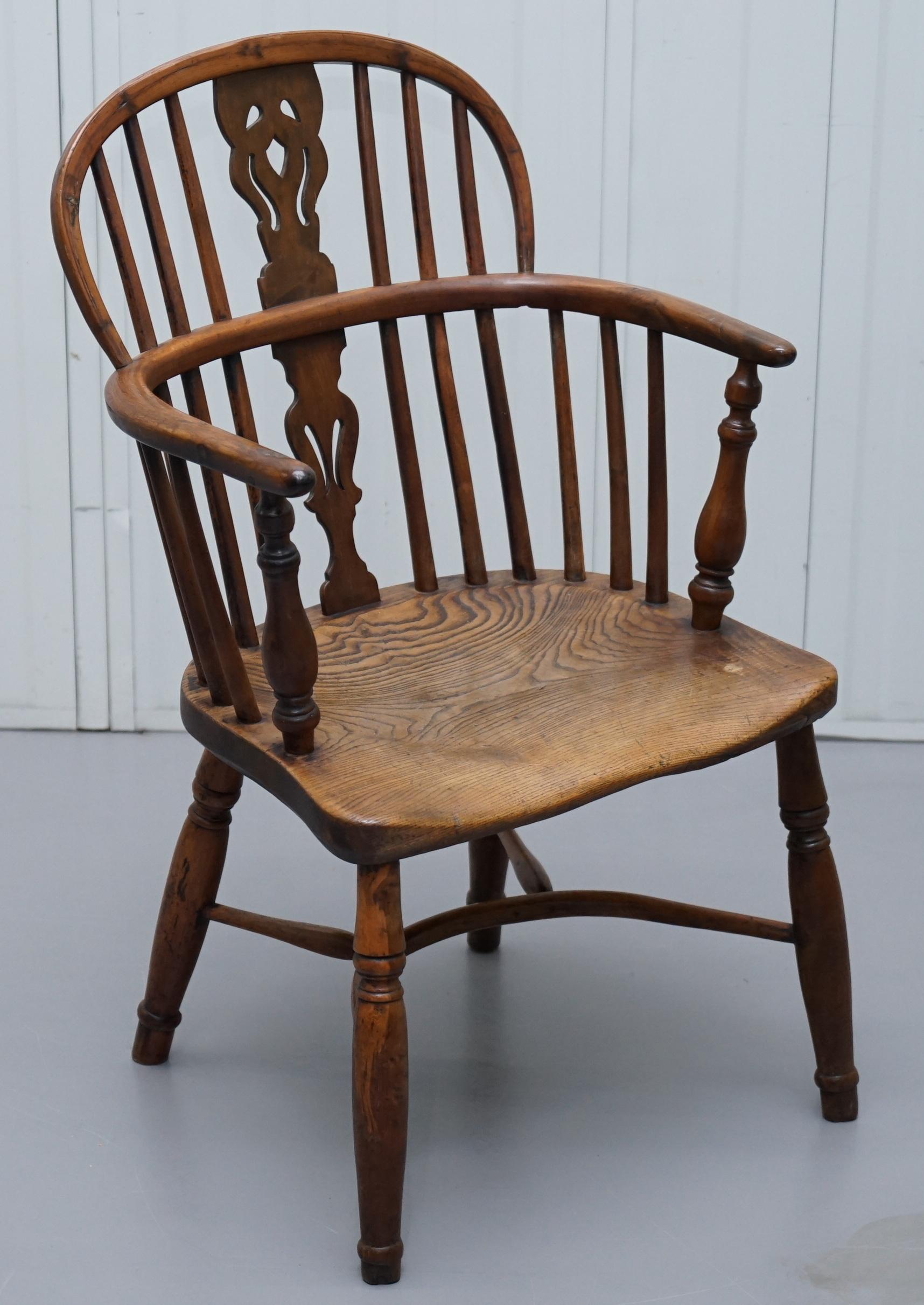 We are delighted to offer for sale this stunning pair of early 19th century Burr Yew wood and Elm Windsor armchairs

A highly coveted, well made and decorative pair of armchairs, they are in the best timber materials to find them in, Burr Yew wood