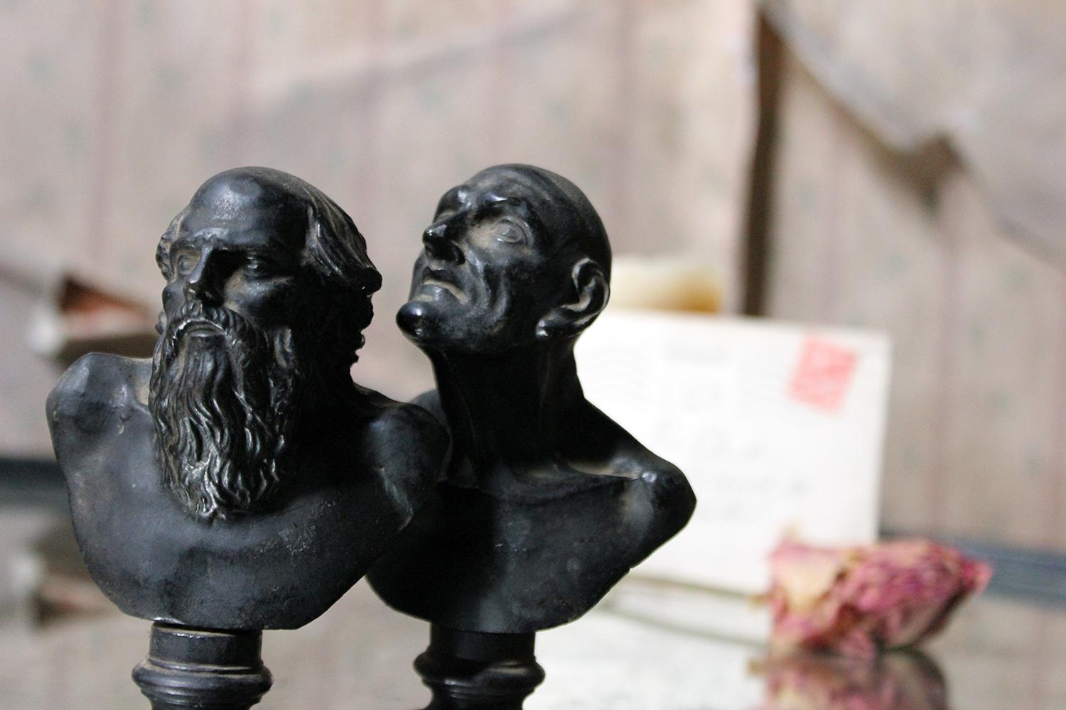 The small well-cast dark patinated bronze portrait busts of Greek philosophers, after the antique, each on circular turned socles, surviving from the early part of the nineteenth century and the Grand Tour period.

In good overall condition the