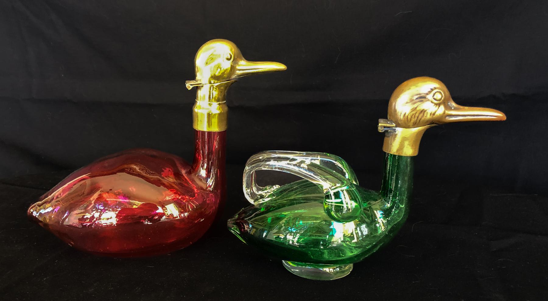 Two Early 20th Century Austrian Decanters in the Form of Ducks For Sale 1