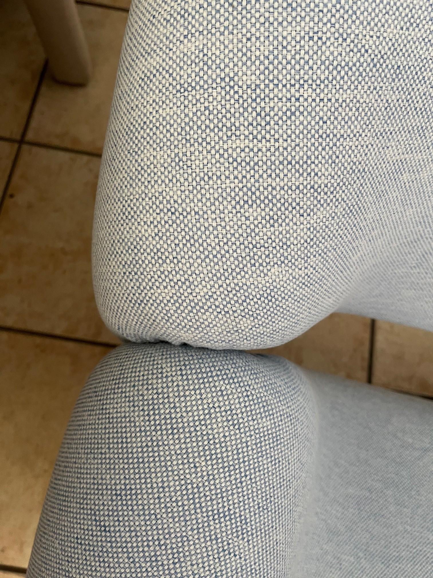 Dos primeras sillas Pierre Paulin F598 