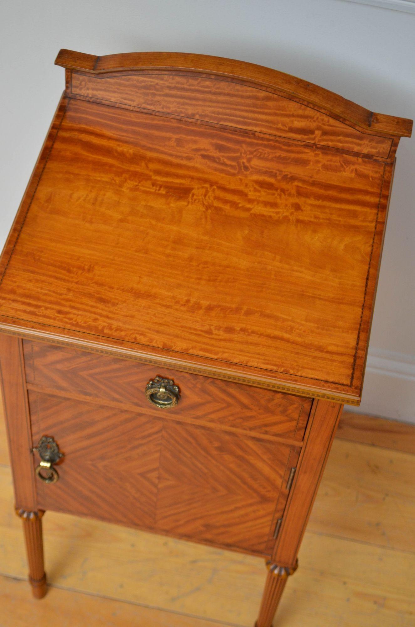 Two Edwardian Satinwood Bedside Cabinets Bedside Cupboards For Sale 14