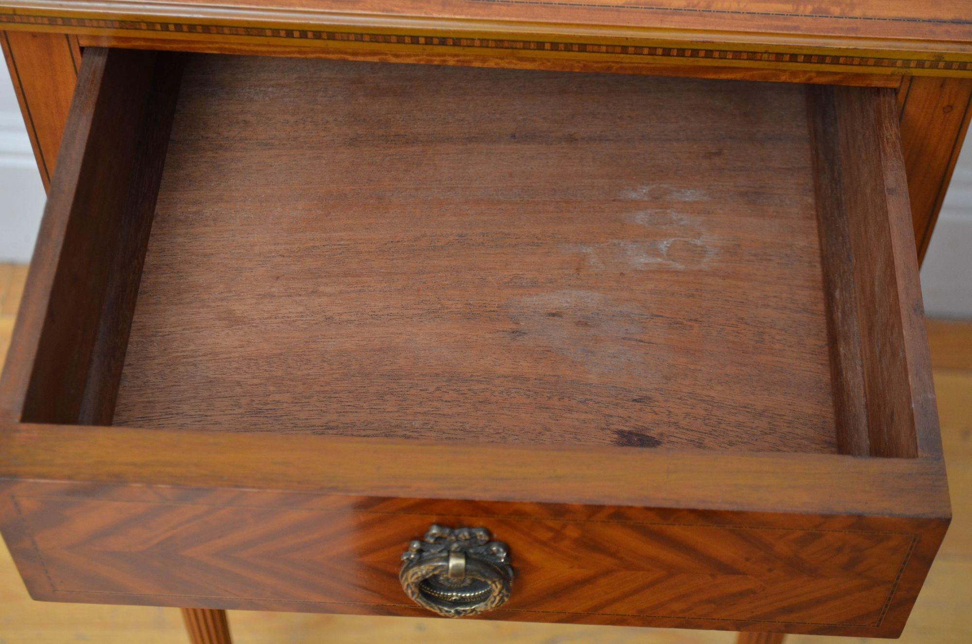 Two Edwardian Satinwood Bedside Cabinets Bedside Cupboards For Sale 15