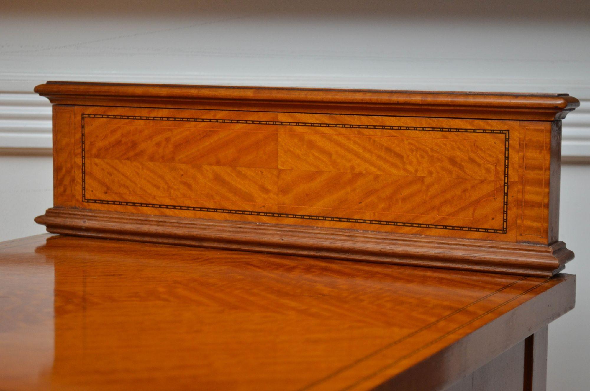 20th Century Two Edwardian Satinwood Bedside Cabinets Bedside Cupboards For Sale