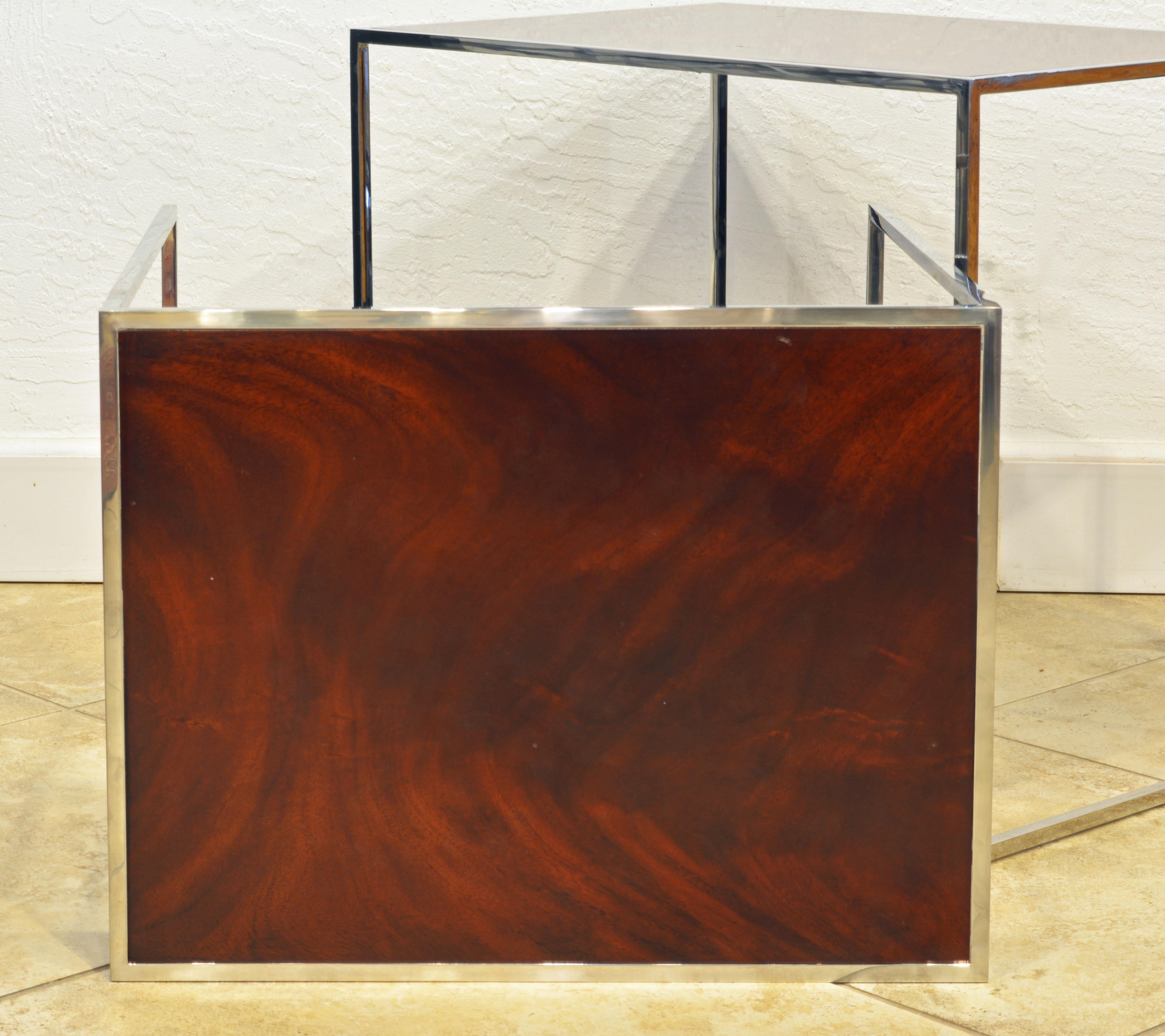 20th Century Two Elegant Nesting Tables by Michael Kirkpatrick for Decca Bolier Collection For Sale