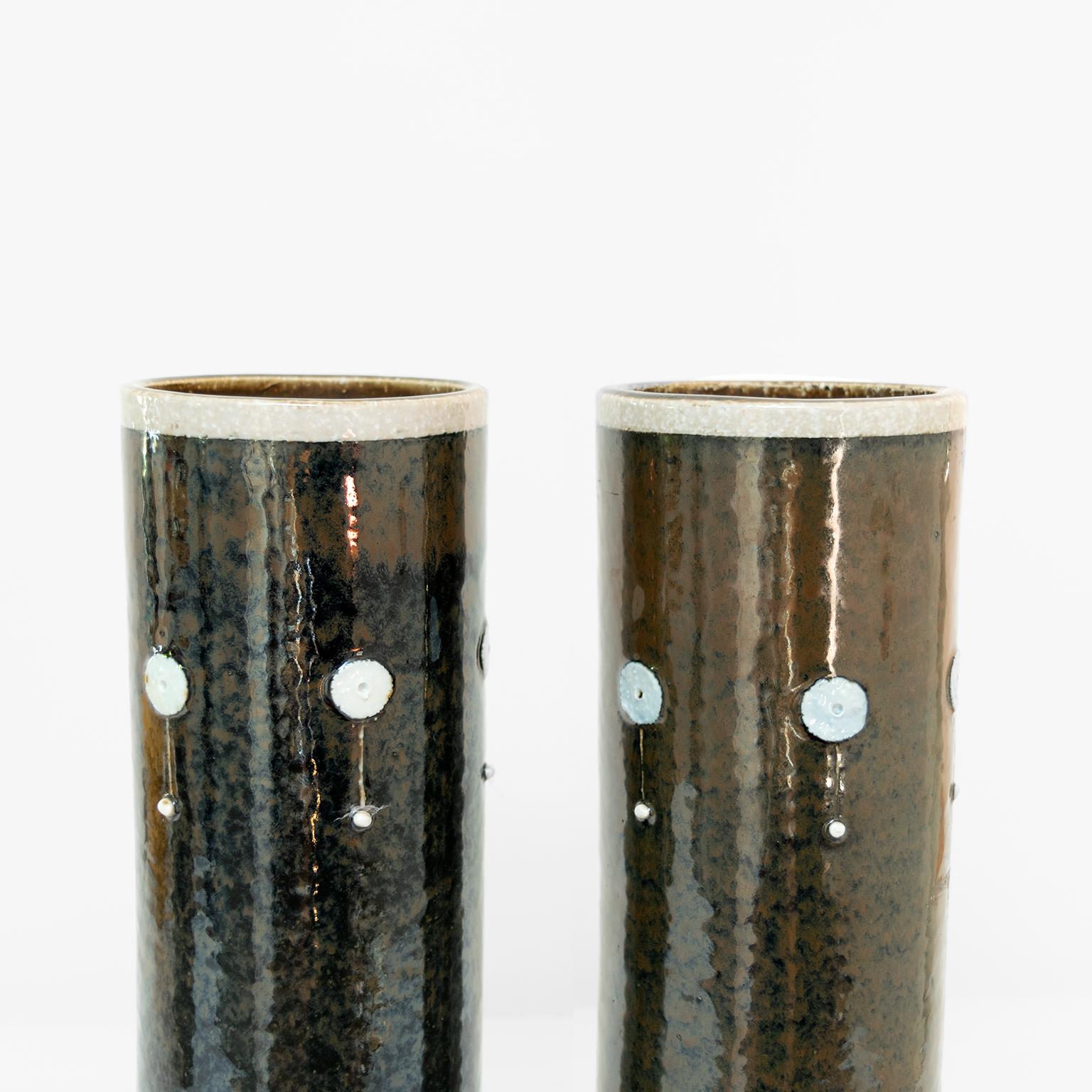 Two Scandinavian Modern Midcentury Ceramic Vases Sylvia Leuchovios for Rorstnand In Good Condition In New York, NY