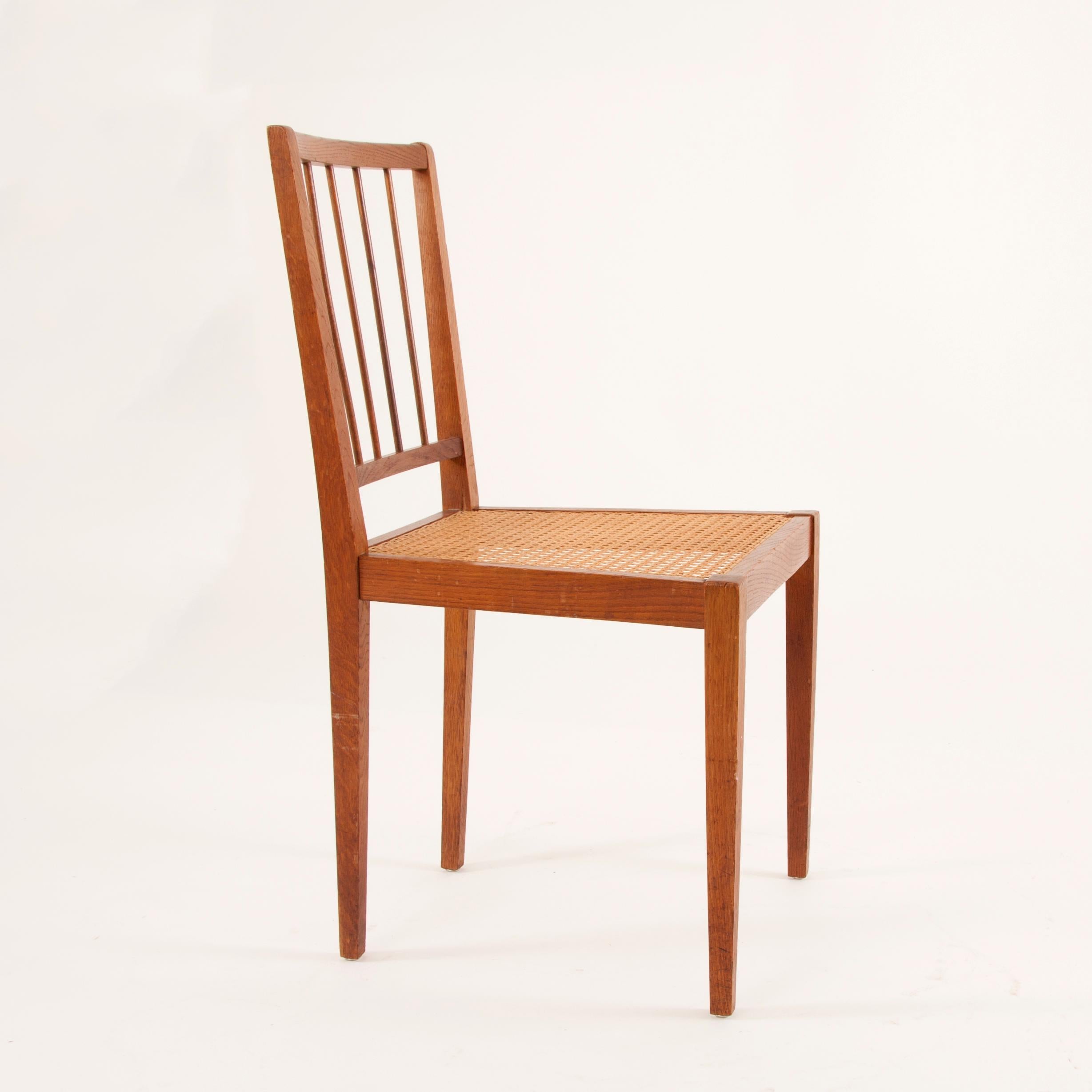 Mid-Century Modern Two Elegant Werkstätte Hagenauer Chairs M006 by Julius Jirasek, Austria, 1930 For Sale