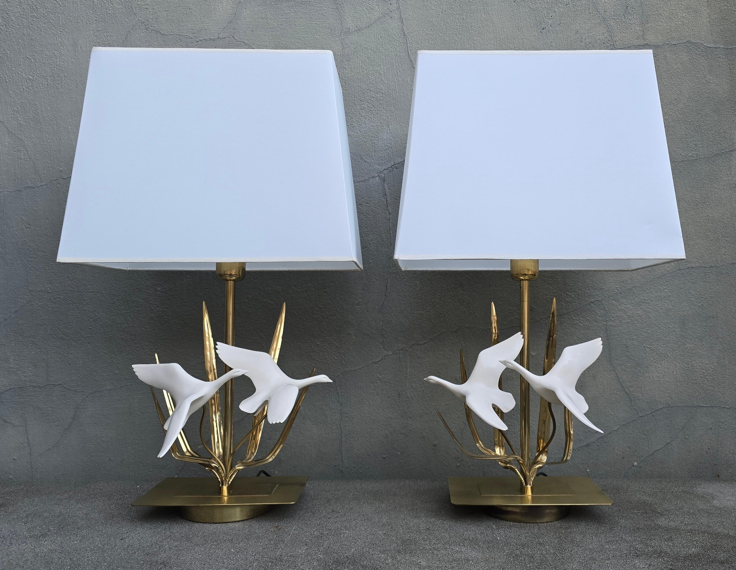Two Elegant Wild Geese Birds Table Lamps In Good Condition For Sale In Antwerp, BE