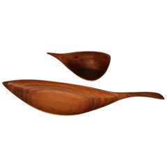 Two Emil Milan 'Emilan' Handcrafted Walnut Bowls
