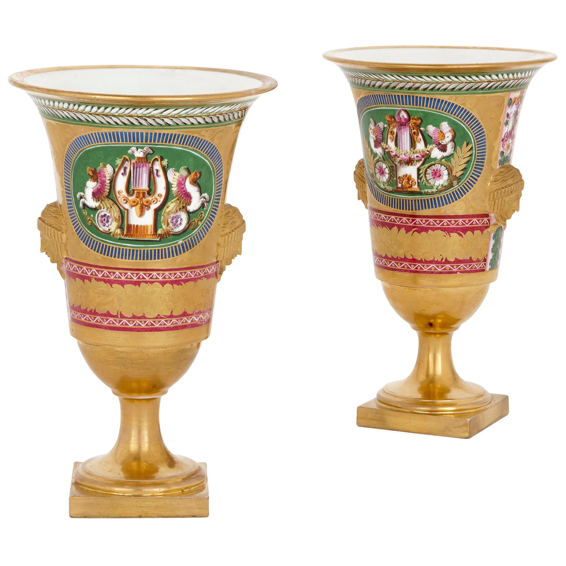 Vergoldete Porzellanvasen aus der Empire-Periode von Dihl Et Guérhard im Angebot