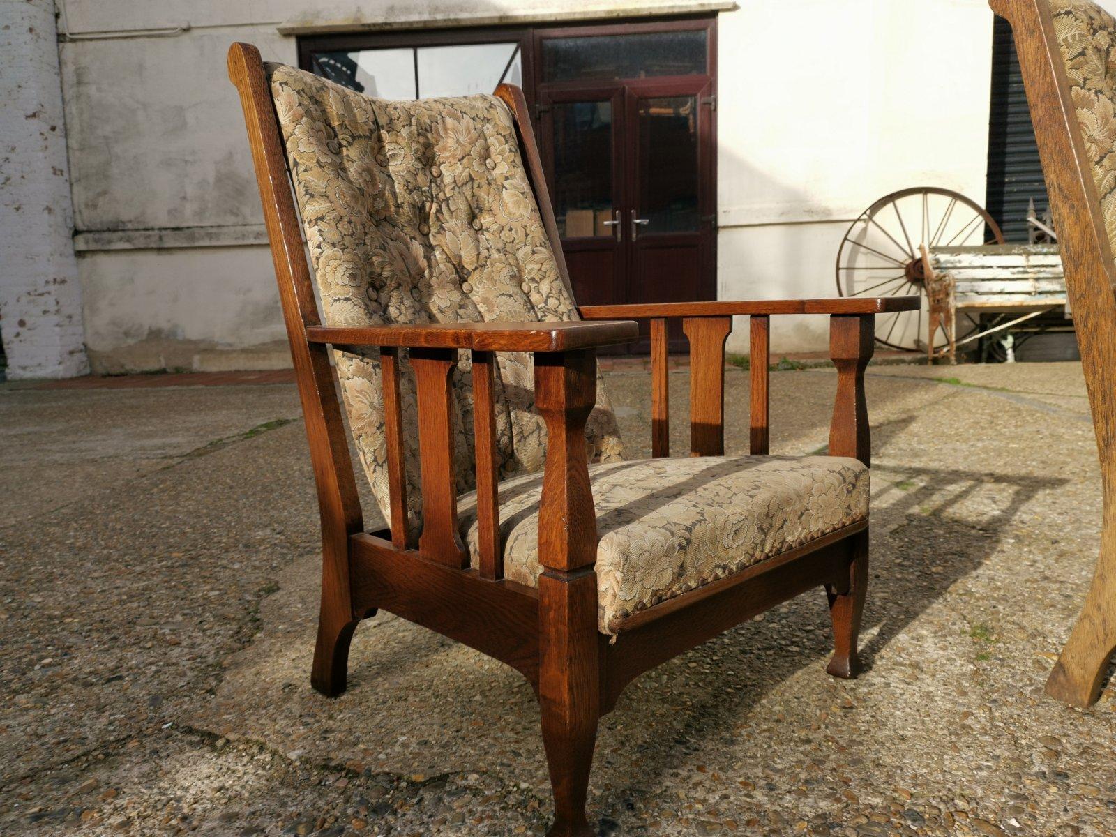 Two English Arts & Crafts Oak Reclining Armchairs with Large Flat Extended Arms For Sale 6