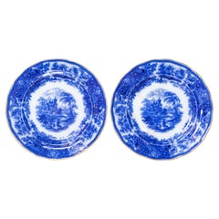 Zwei englische Burgess & Leigh Middleport-Teller mit fließenden blauen Nonpareil-Mustern