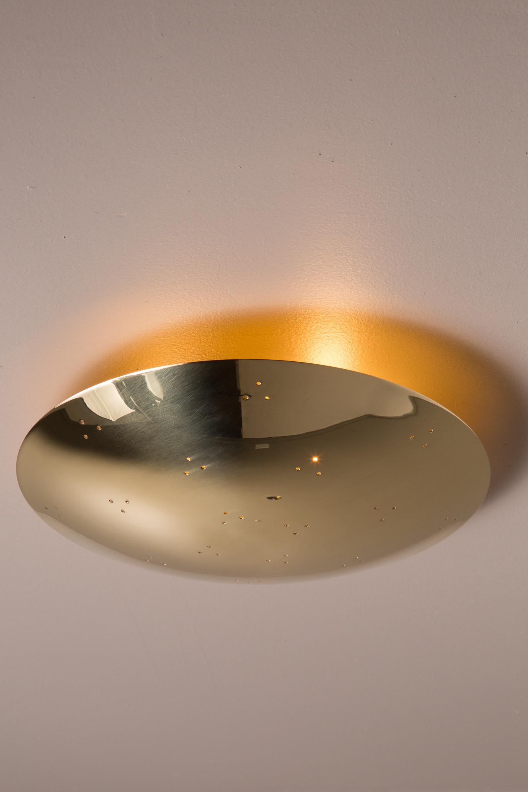 Americano Lampada da soffitto a cupola in ottone traforato 'Rey 14' di Raul Reyes in vendita