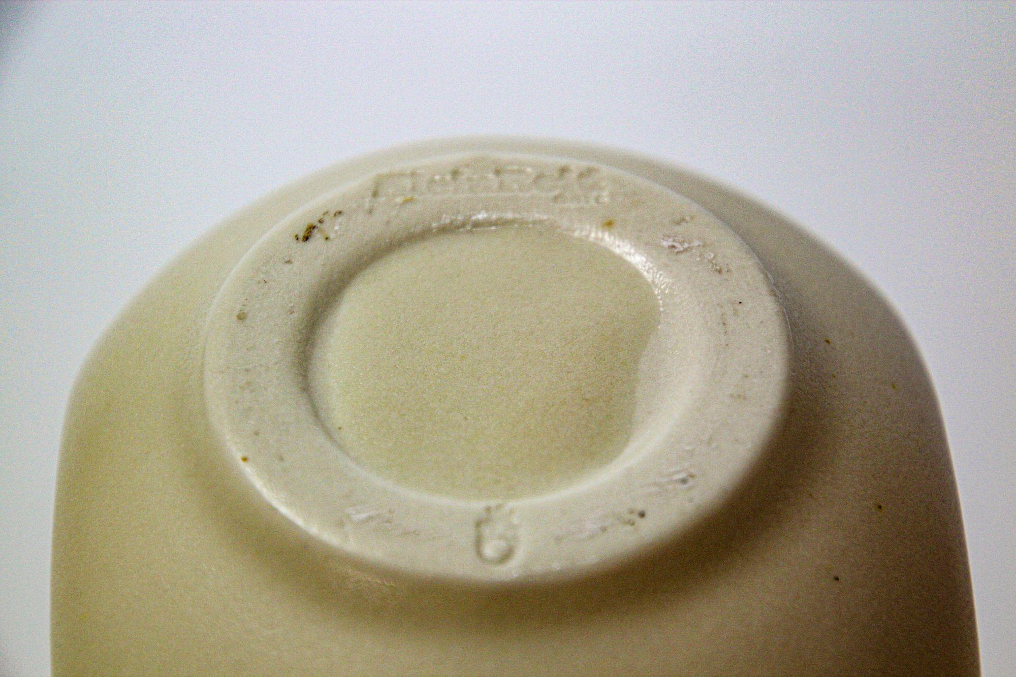 Two Eva Zeisel Handmade Porcelain Vases for Klein Reid Pottery Minimalist Modern 7