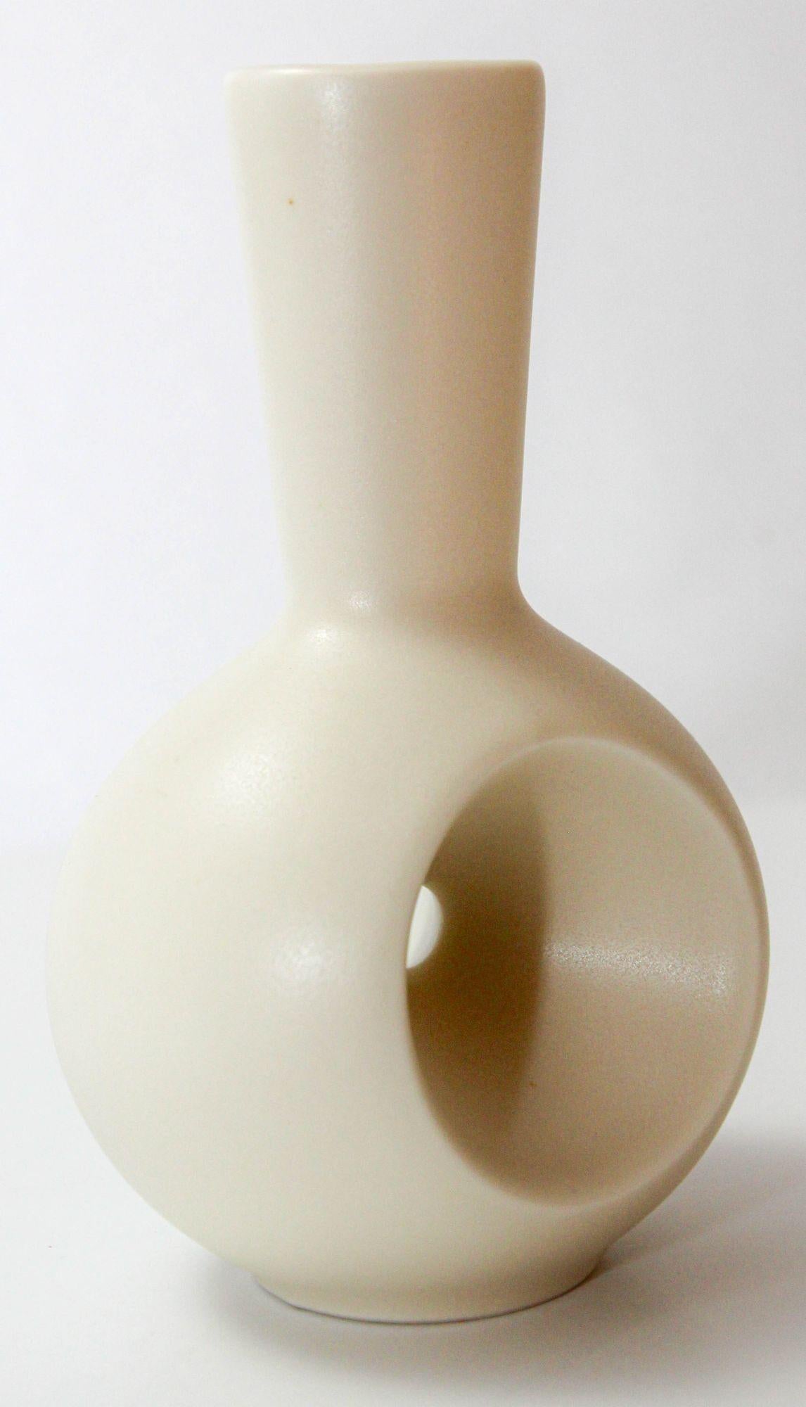 Two Eva Zeisel Handmade Porcelain Vases for Klein Reid Pottery Minimalist Modern 1