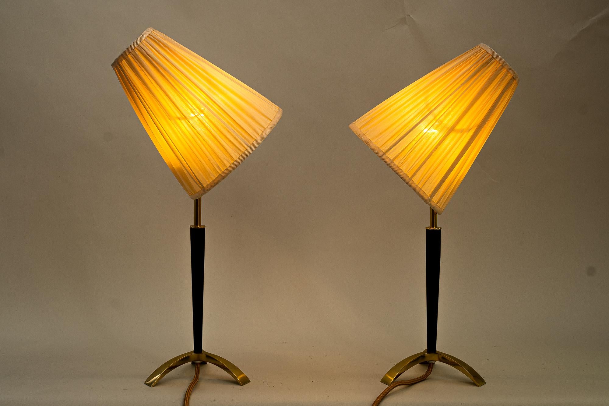 Two Extendable Table Lamps by J.T. Kalmar, circa 1950s 3