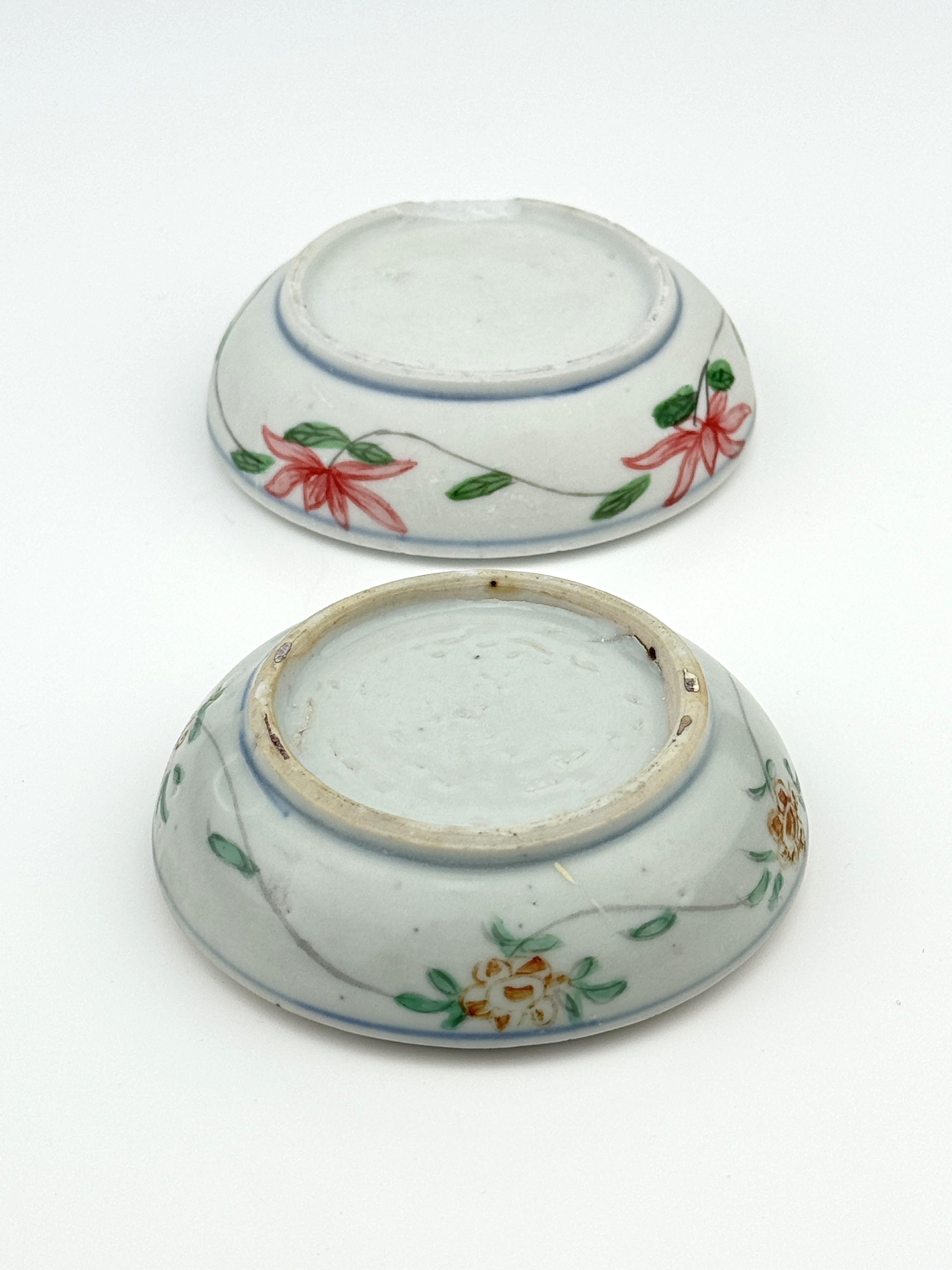 Two Famille Rose Cosmetic Boxes, Qing Dynasty, Yongzheng Period In Good Condition For Sale In seoul, KR