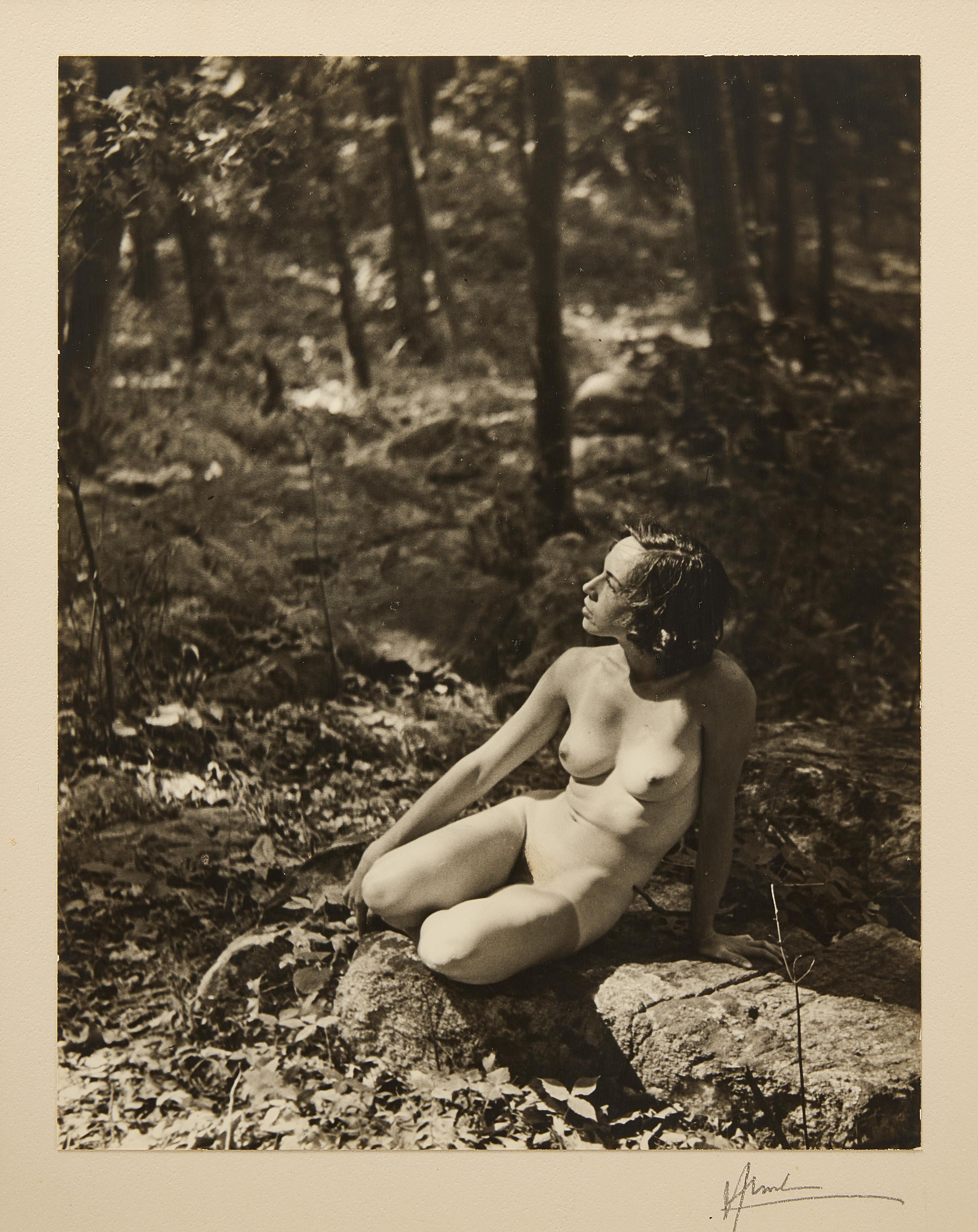 Two Female Nude Photographs In Good Condition For Sale In Branford, CT