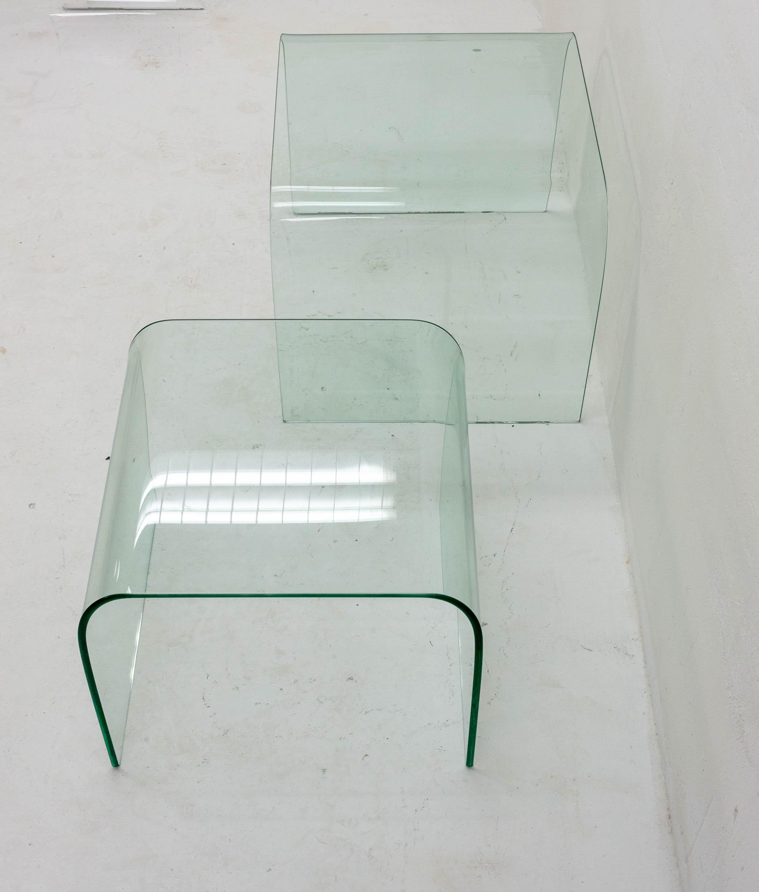 Two FIAM Rialto Italy design side tables. Nice and simple design executed with great quality in thick glass.
