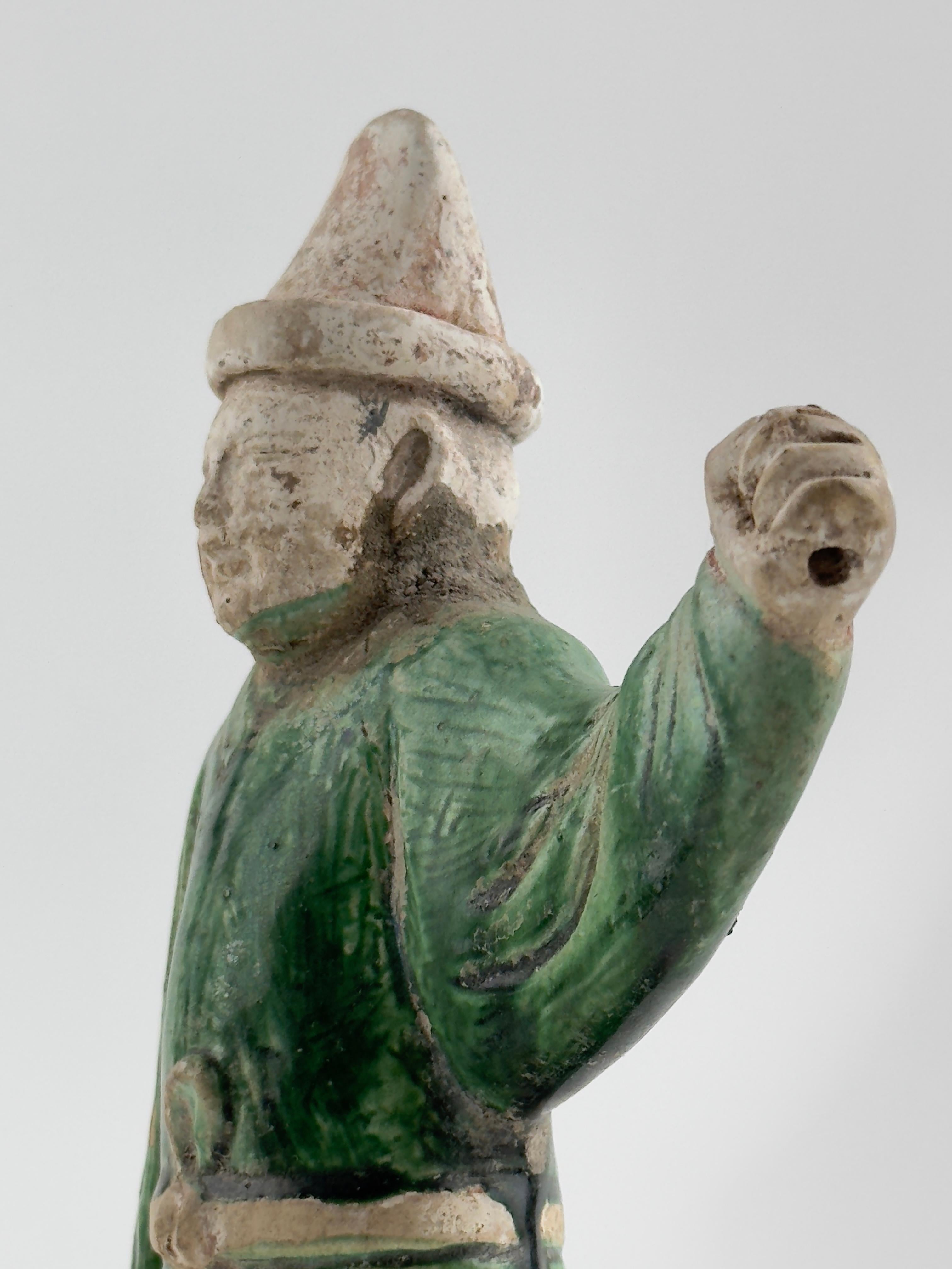 Two Figures of Attendants, Ming Period(1368-1644) For Sale 6